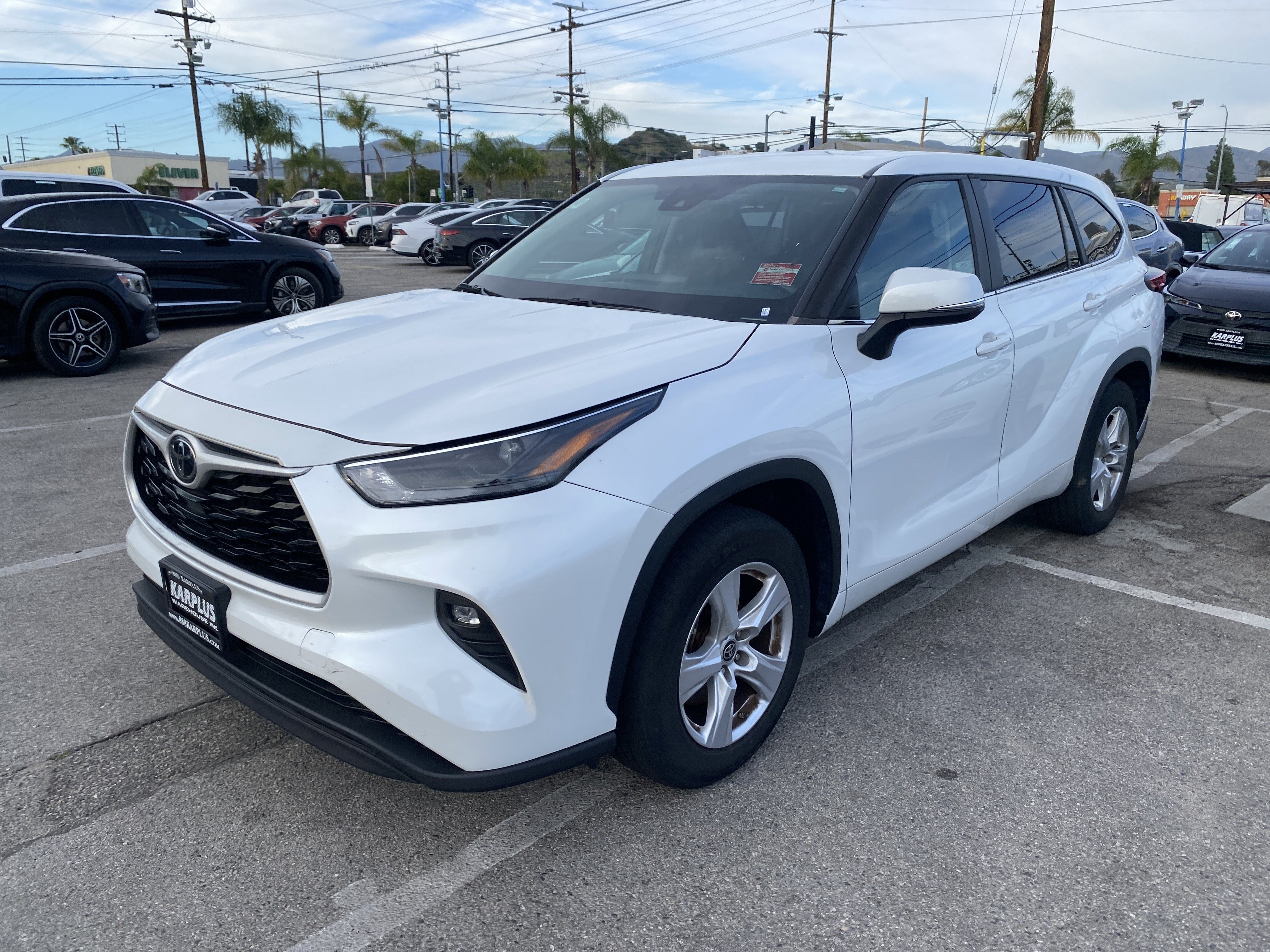 2023 Toyota Highlander LE