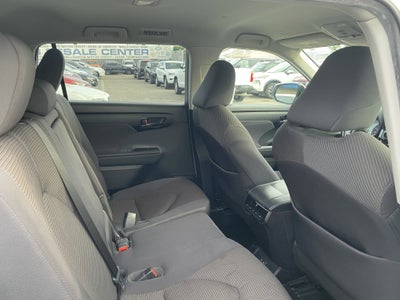 2023 Toyota Highlander LE