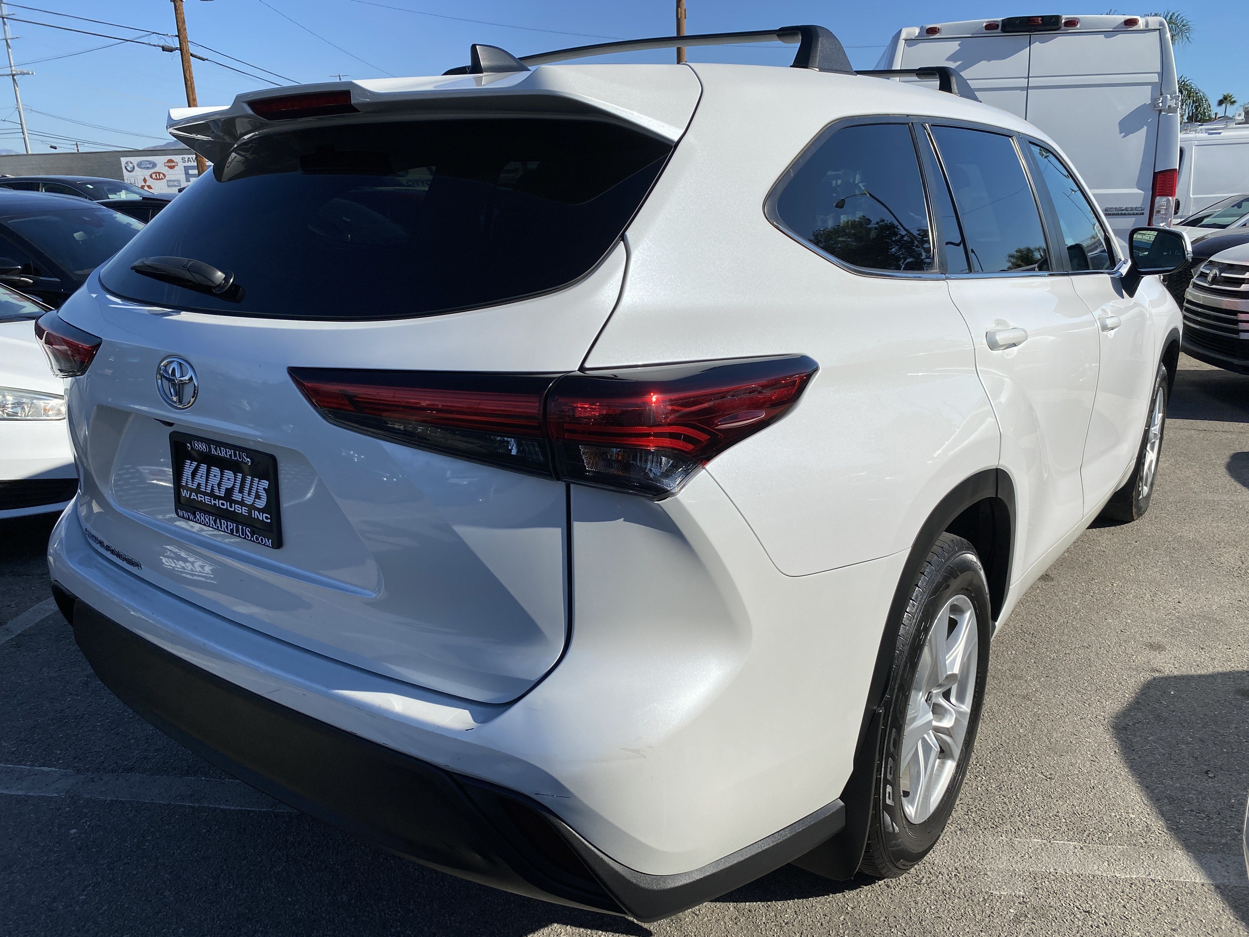 2023 Toyota Highlander L FWD