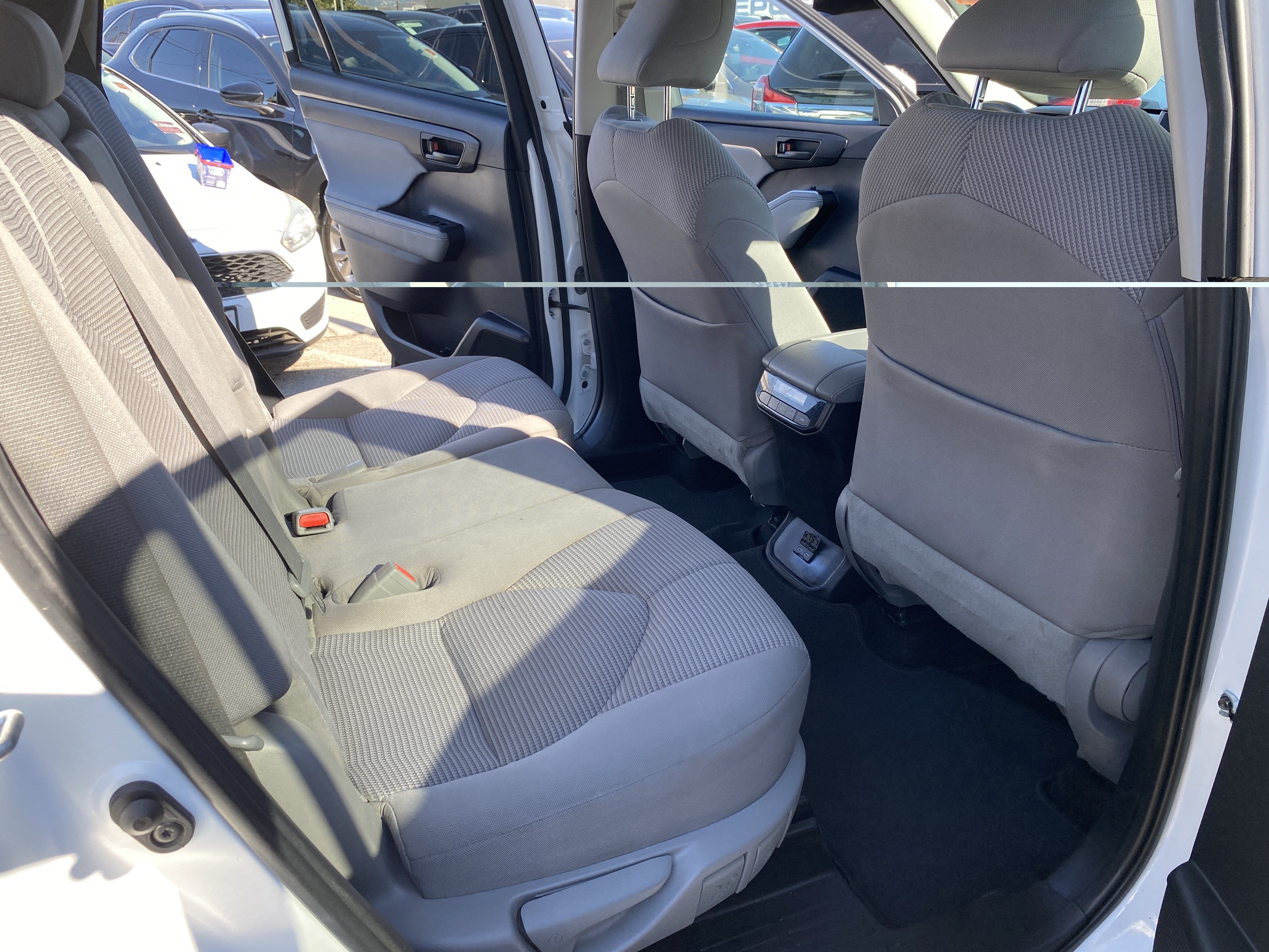 2023 Toyota Highlander L FWD