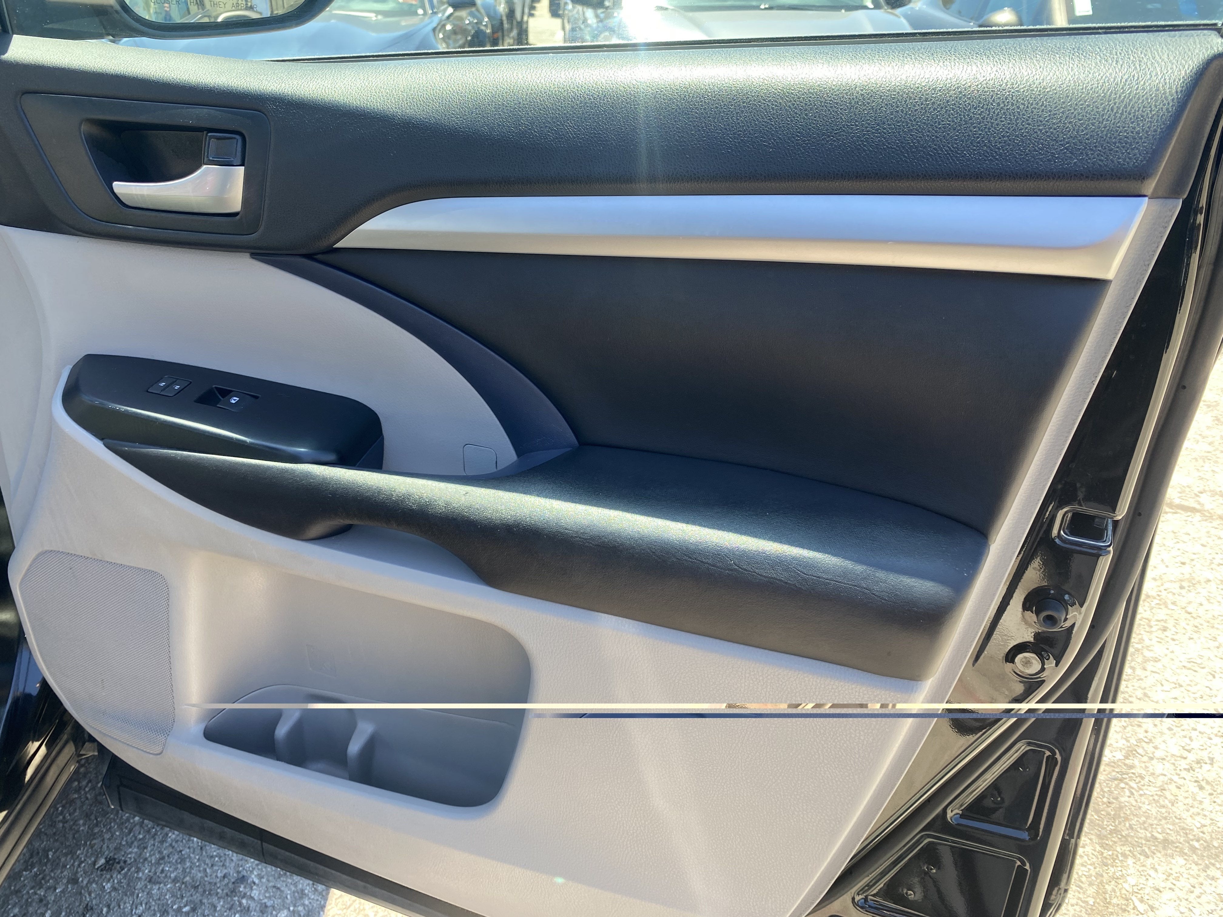 2016 Toyota Highlander FWD 4DR V6 XLE