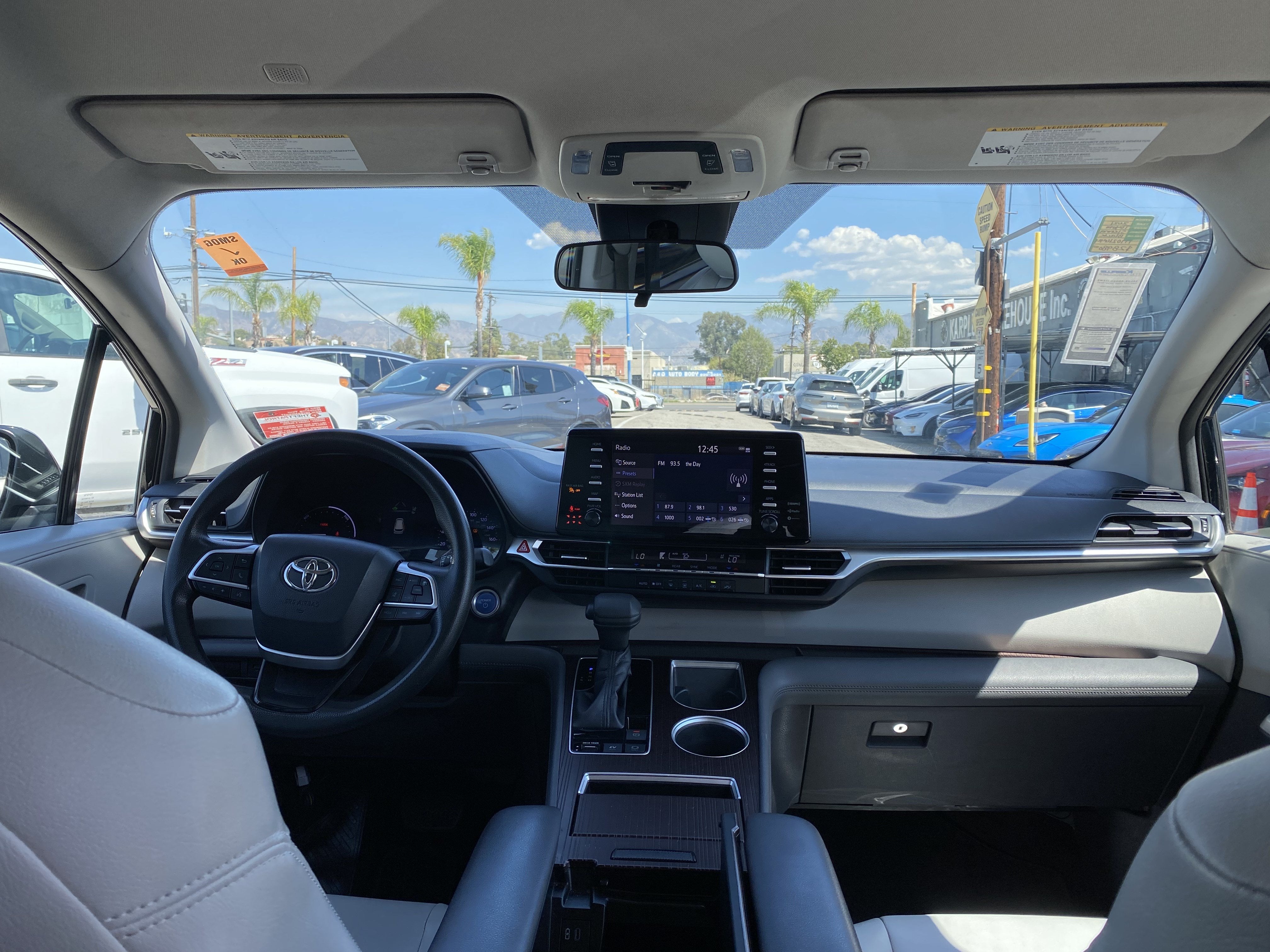 2021 Toyota Sienna LE FWD 8-PASSENGER