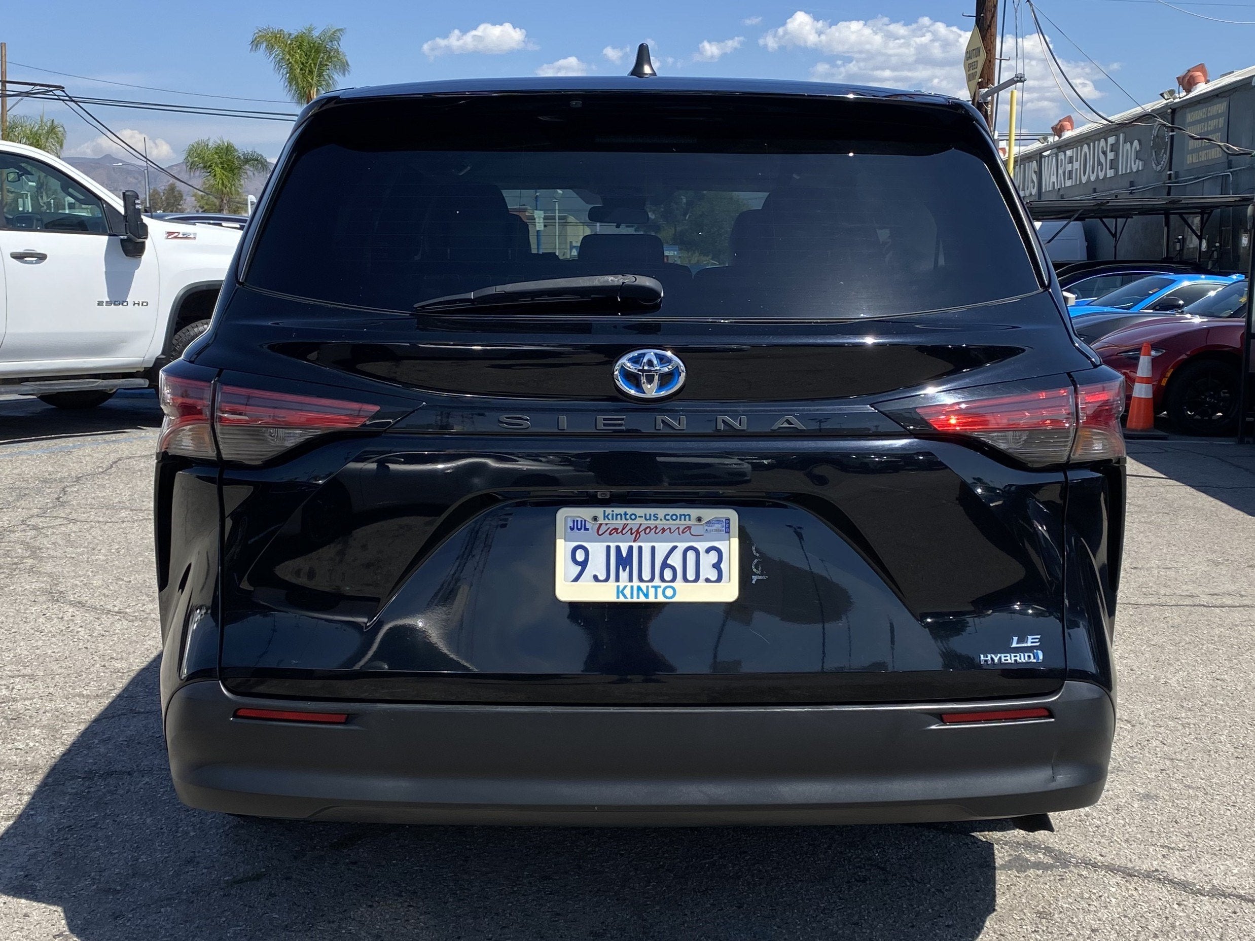 2021 Toyota Sienna LE FWD 8-PASSENGER