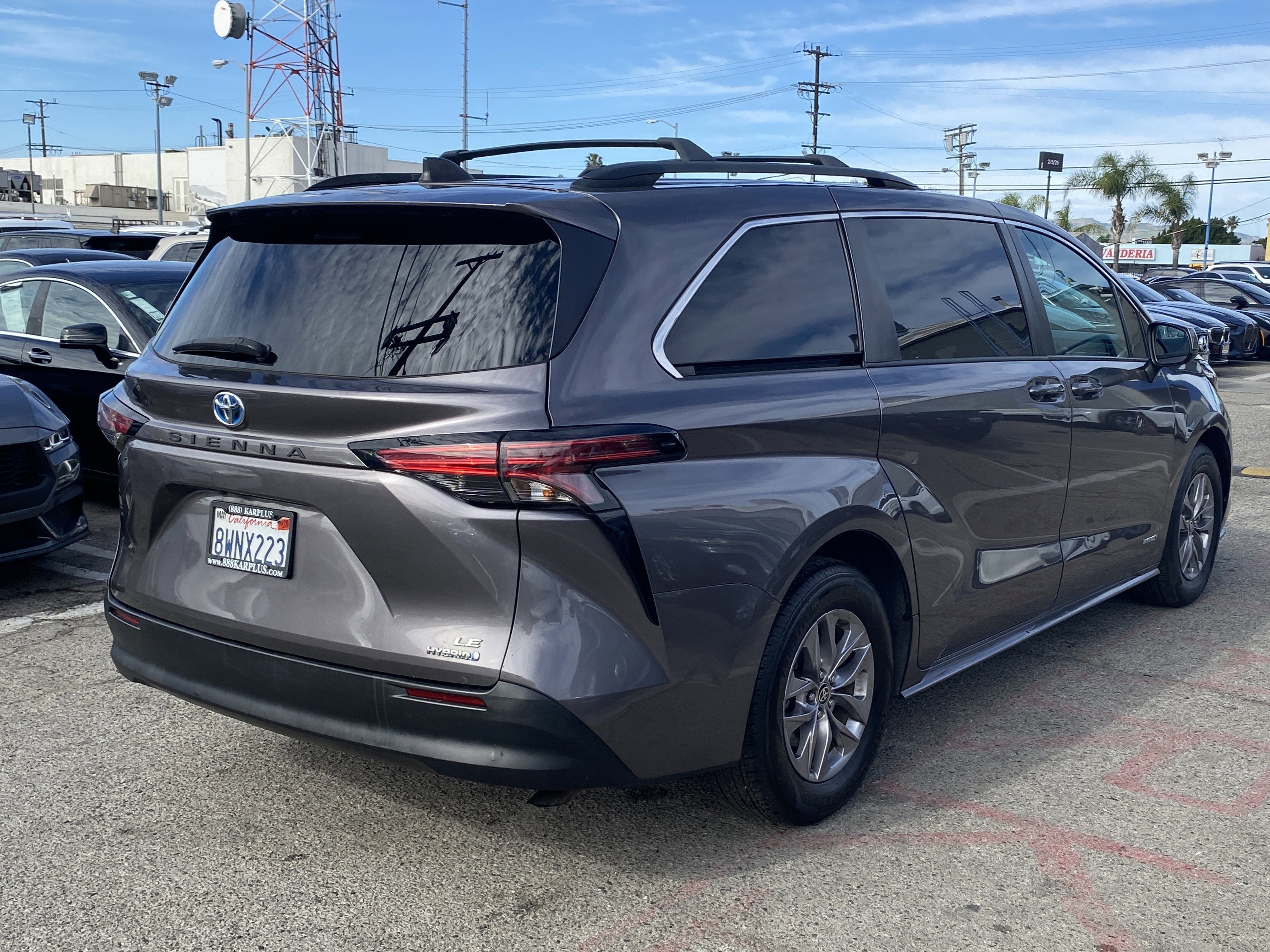2021 Toyota Sienna LE