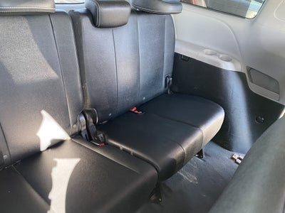2020 Toyota Sienna SE Premium