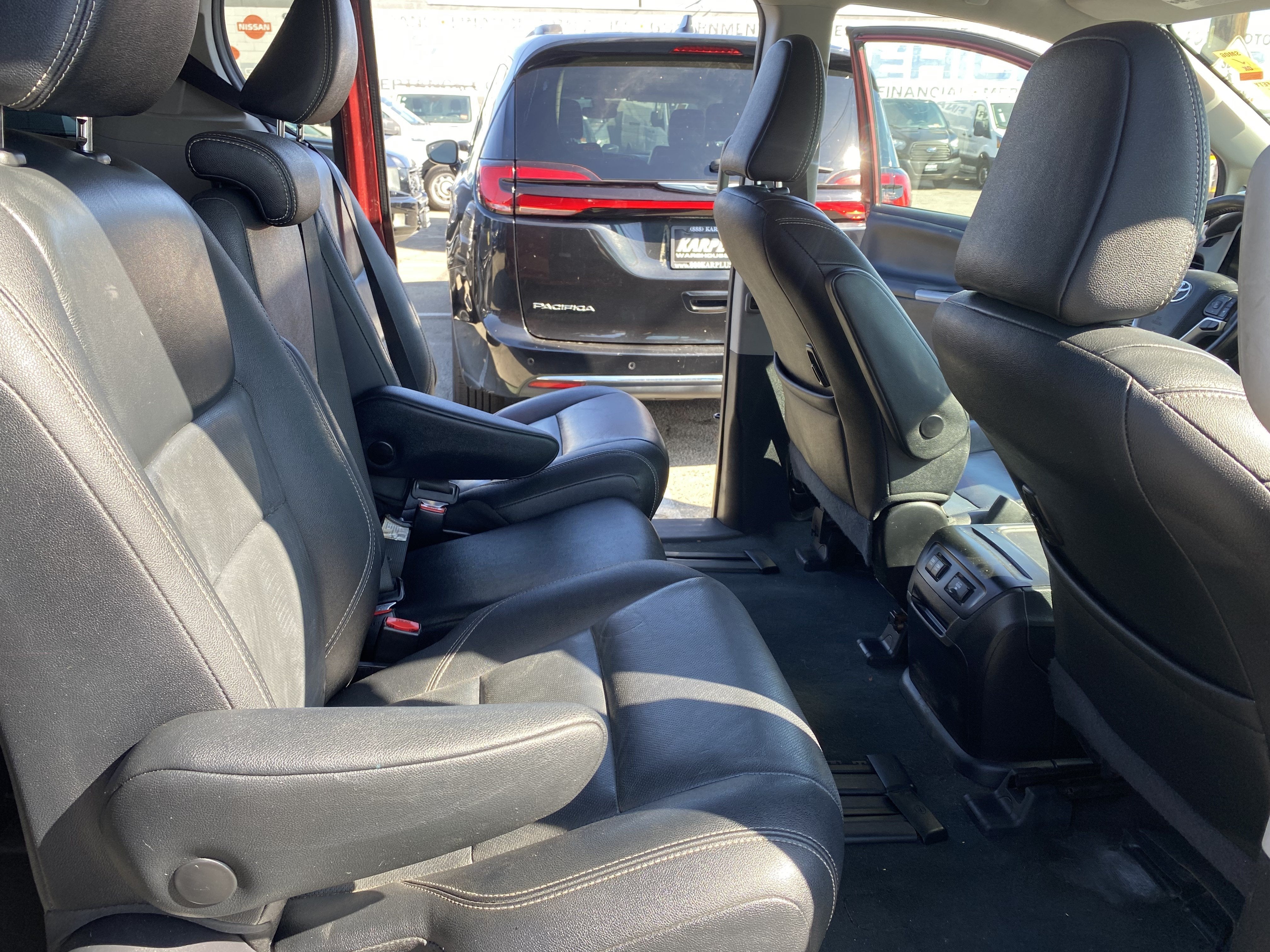 2020 Toyota Sienna SE Premium