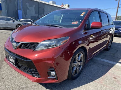 2020 Toyota Sienna SE Premium