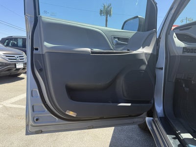 2015 Toyota Sienna XLE