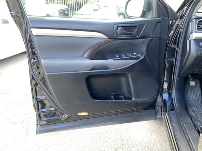 2018 Toyota Highlander LE