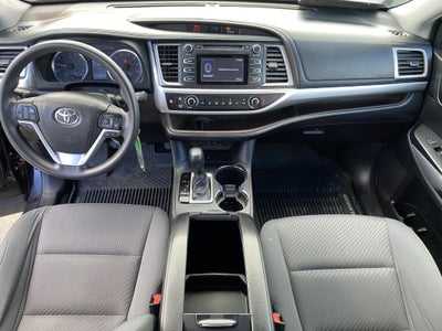 2018 Toyota Highlander LE