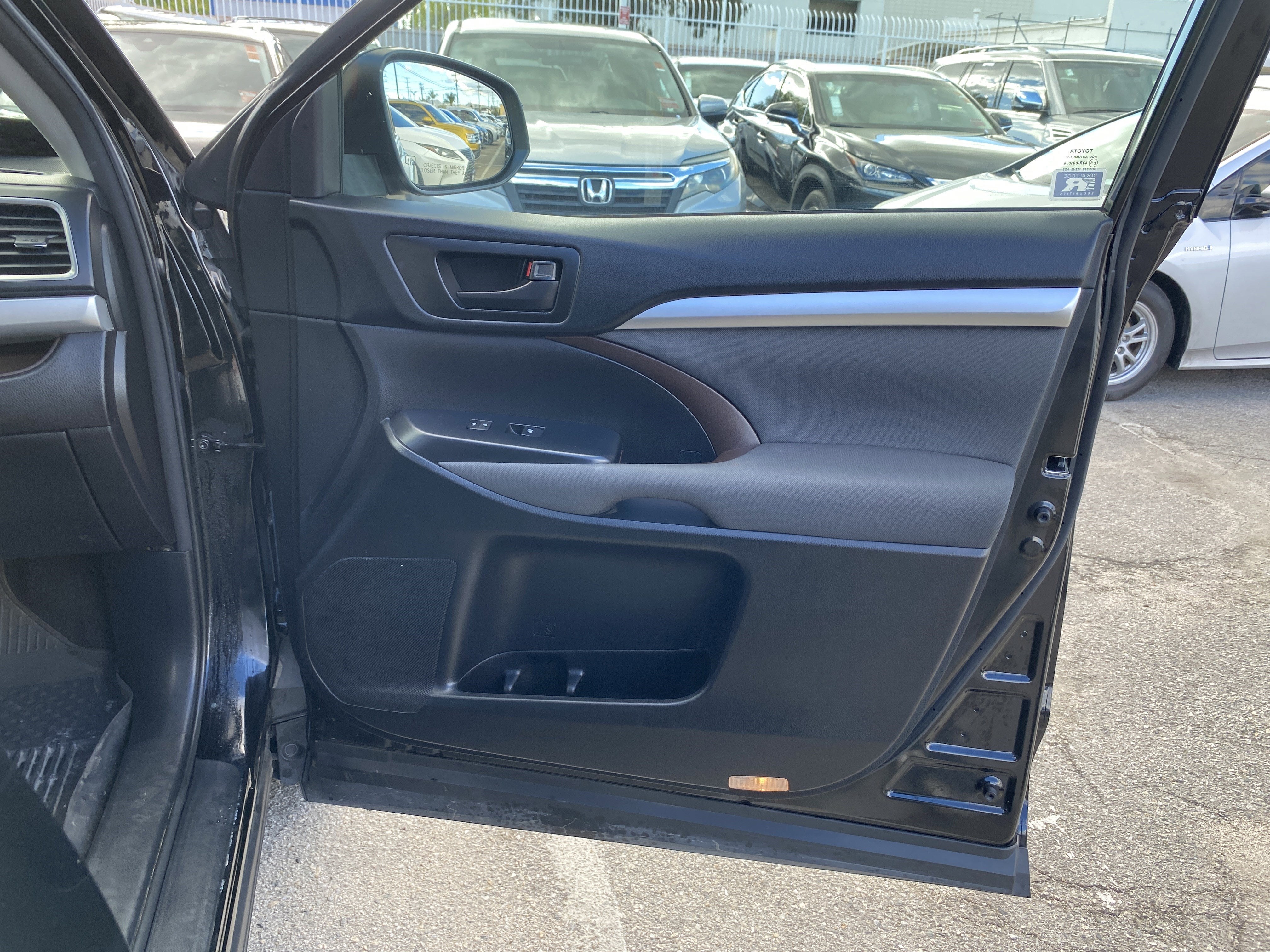 2018 Toyota Highlander LE