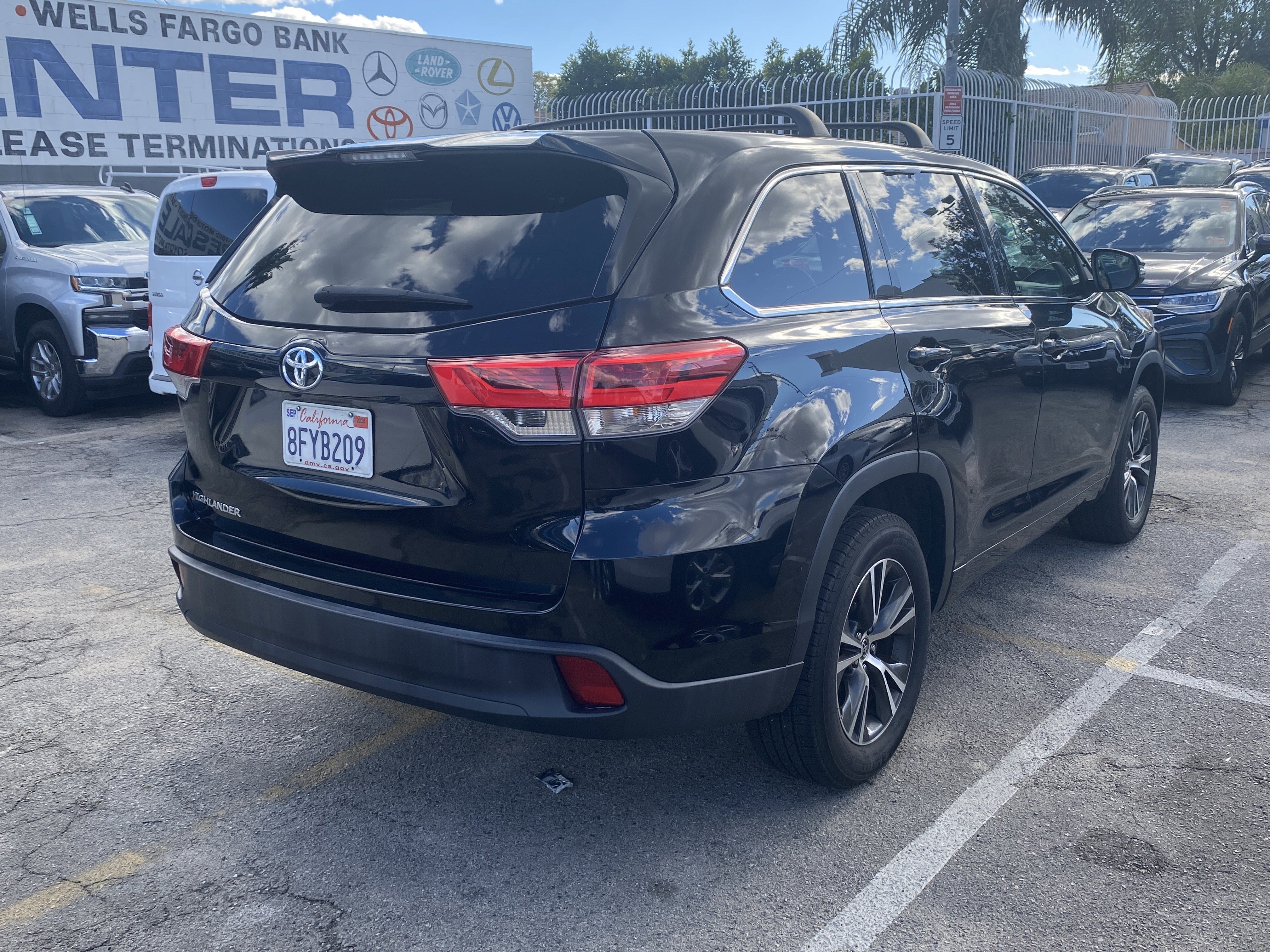 2018 Toyota Highlander LE