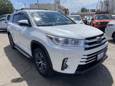 2018 Toyota Highlander LE I4 FWD