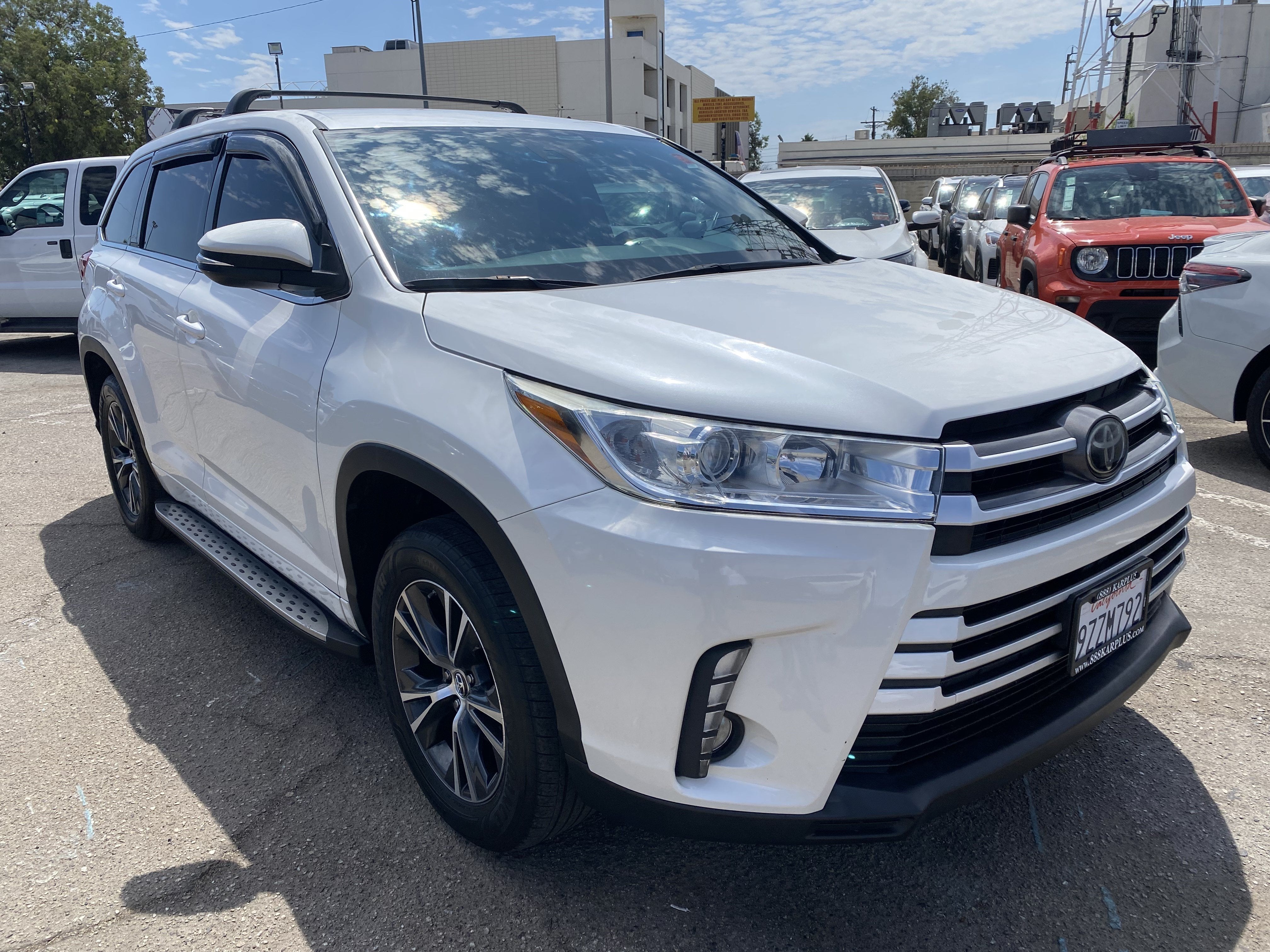 2018 Toyota Highlander LE I4 FWD