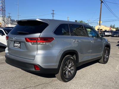 2019 Toyota Highlander LE I4 FWD