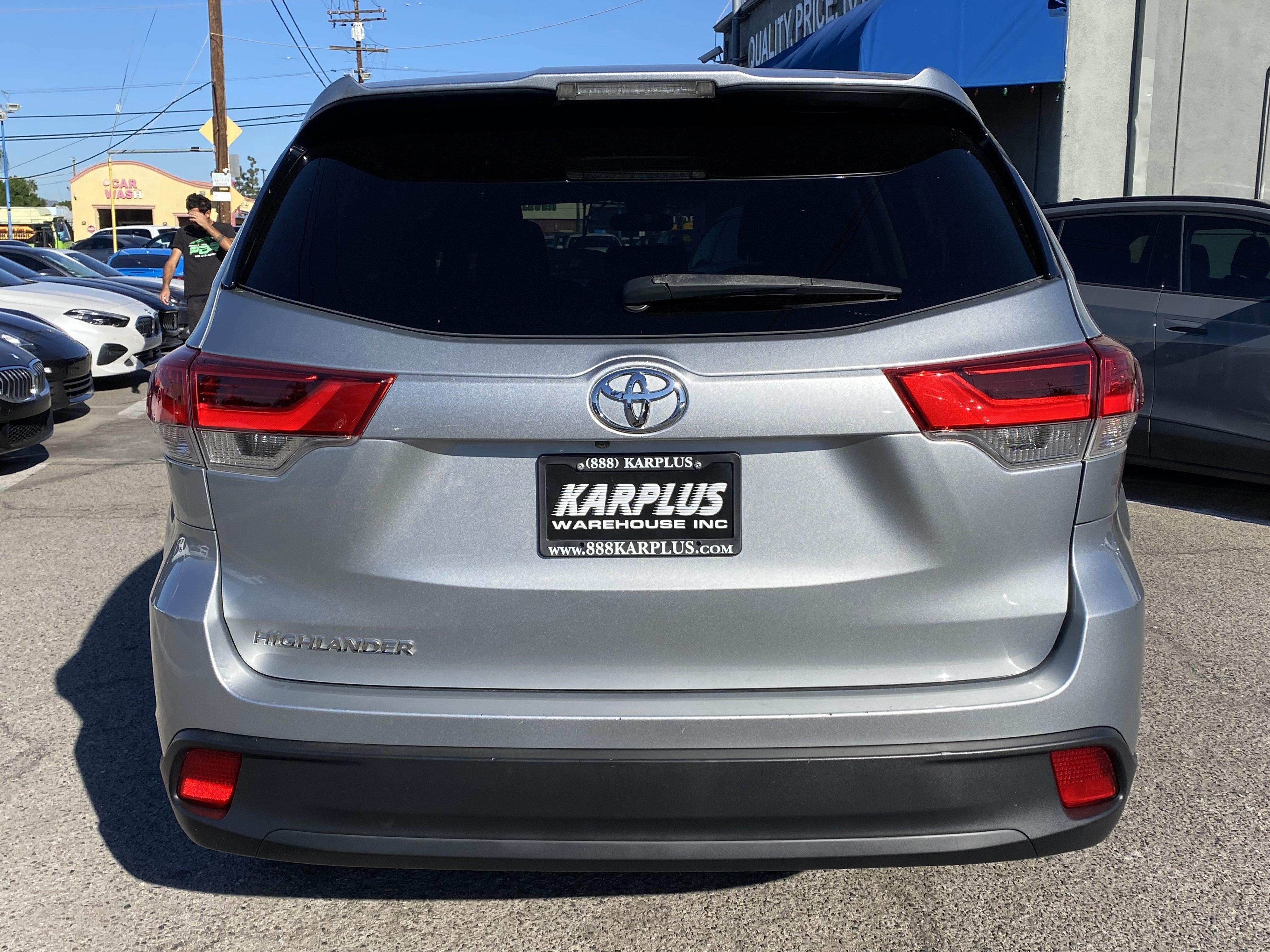 2019 Toyota Highlander LE I4 FWD