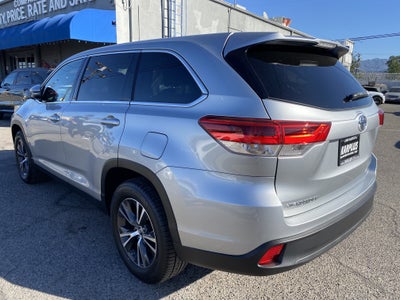 2019 Toyota Highlander LE I4 FWD