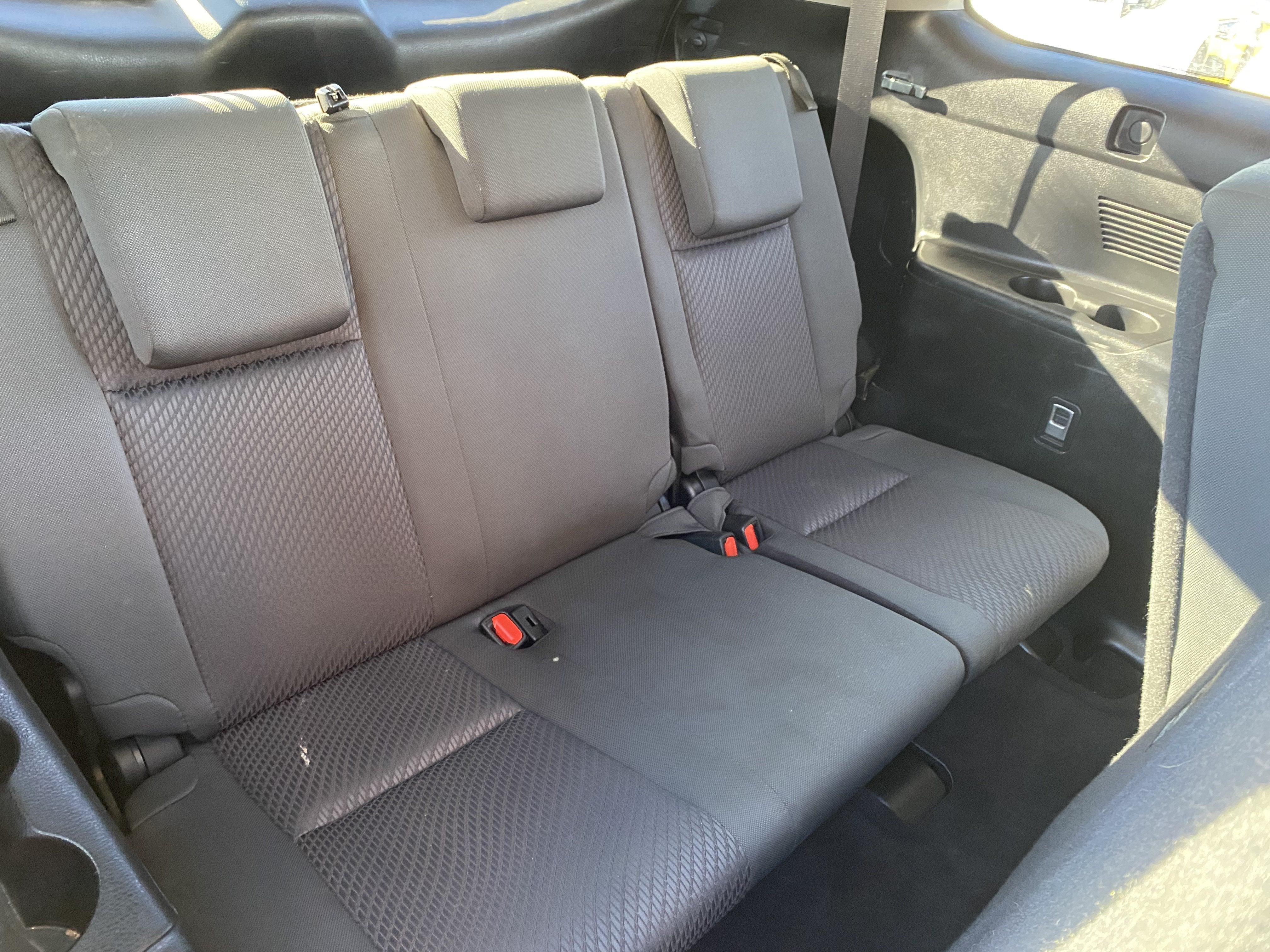 2019 Toyota Highlander LE I4 FWD
