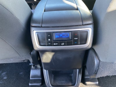 2019 Toyota Highlander LE I4 FWD