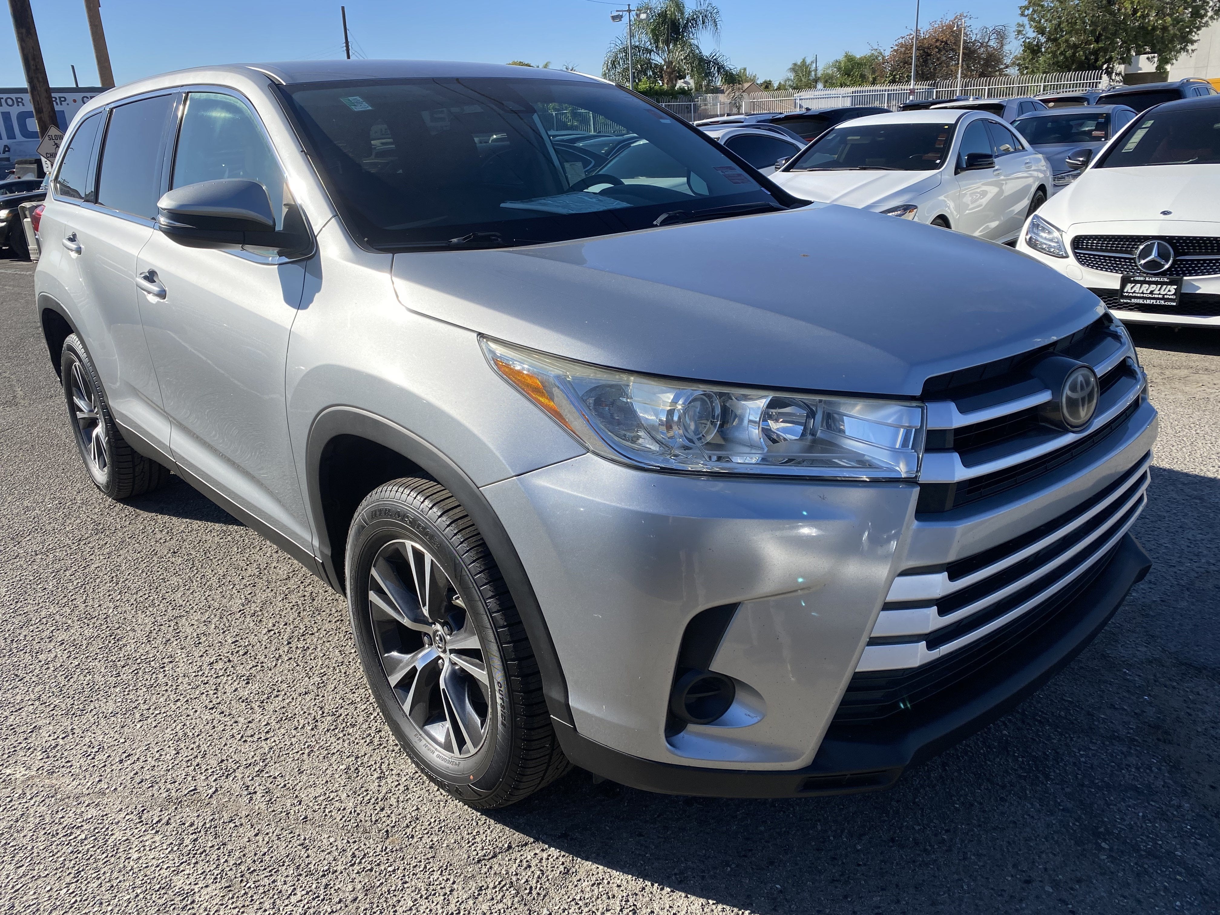 2019 Toyota Highlander LE I4 FWD