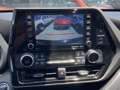 2021 Toyota Highlander LE