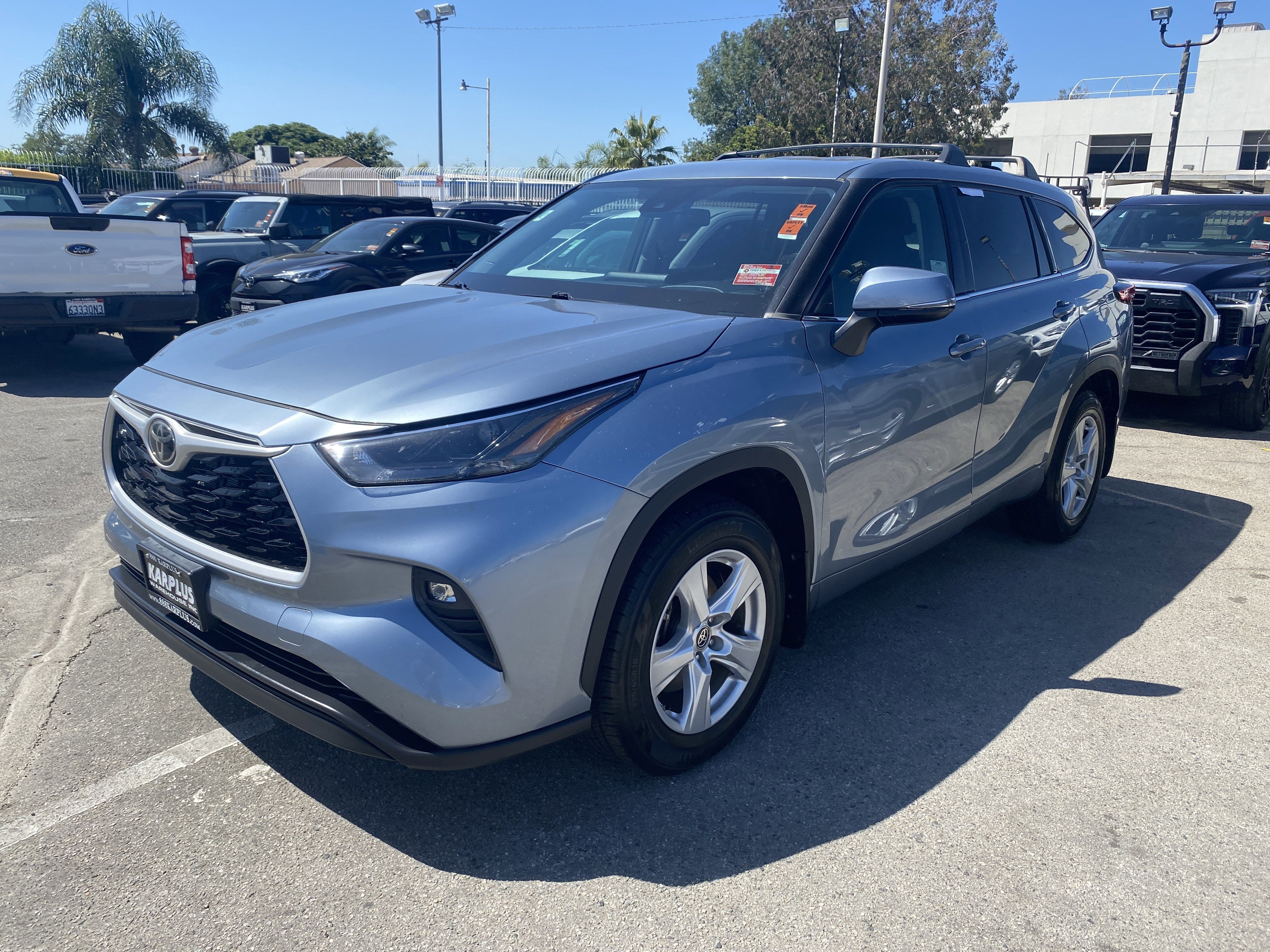 2022 Toyota Highlander LE