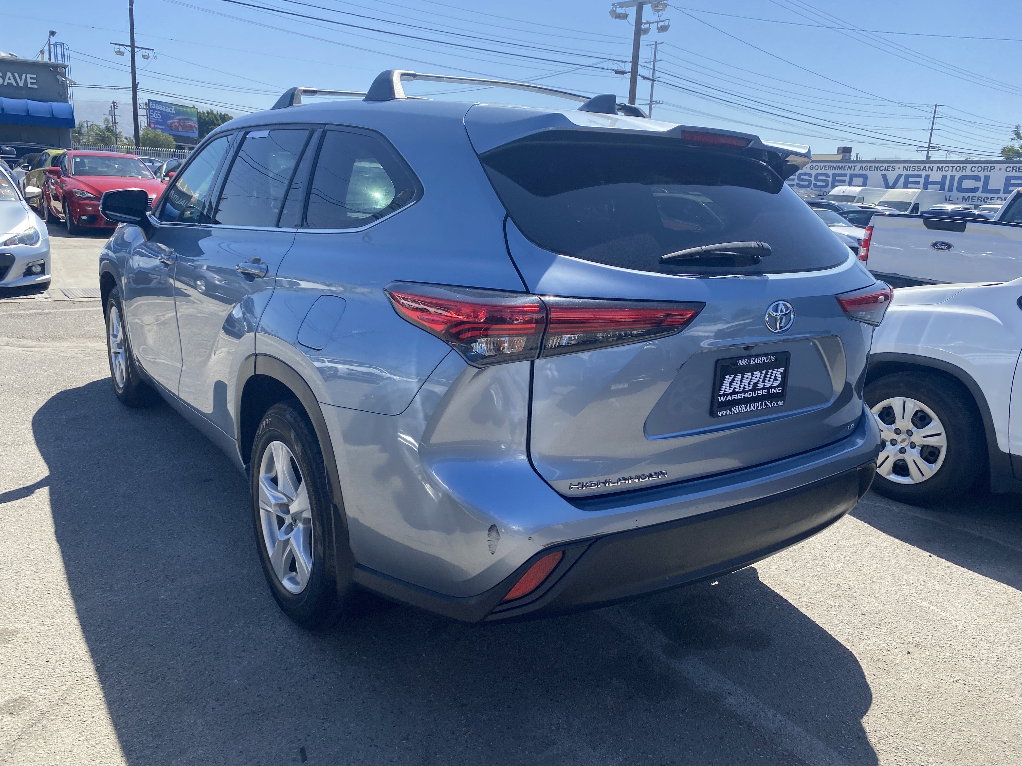 2022 Toyota Highlander LE