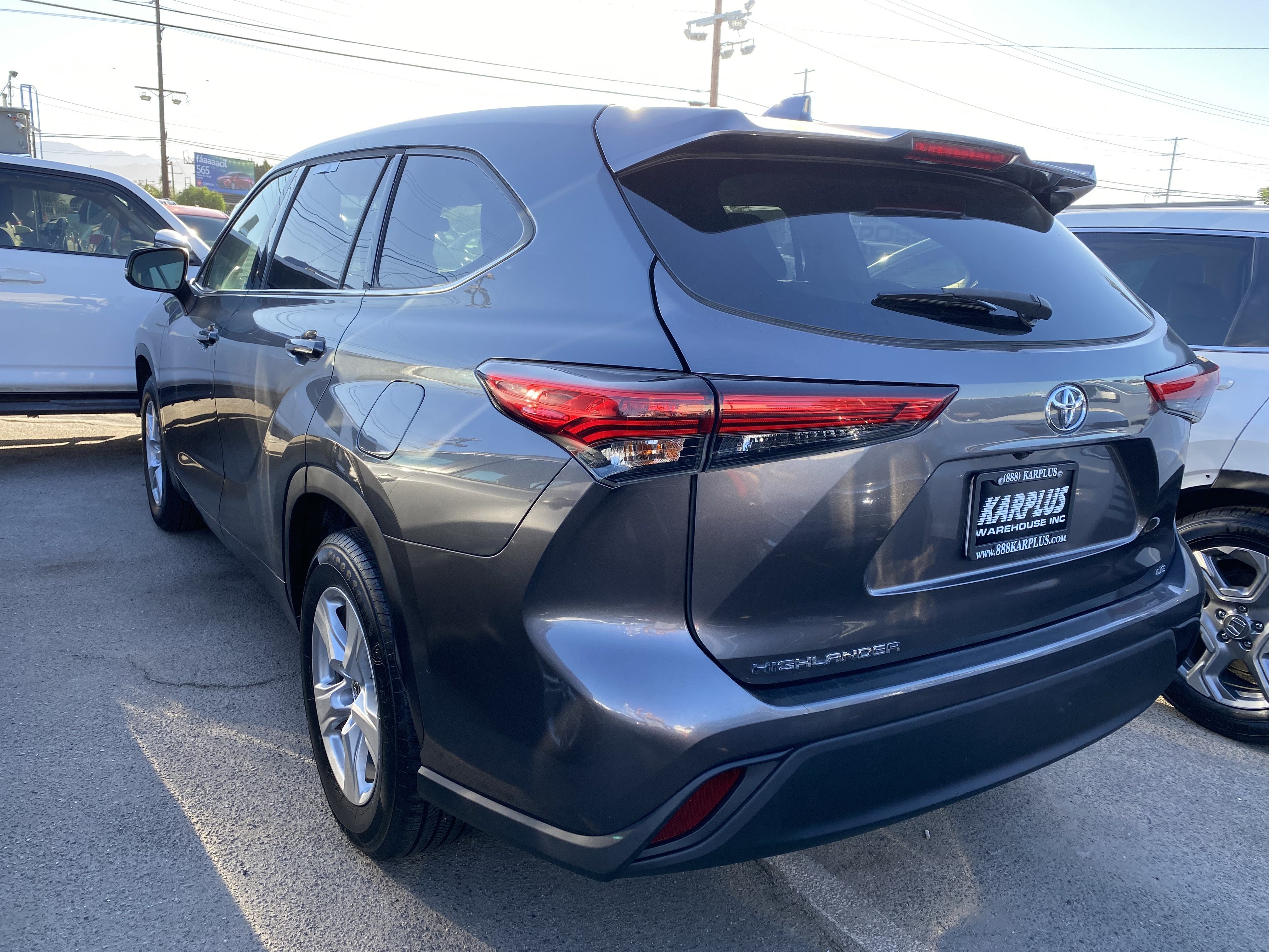 2020 Toyota Highlander LE