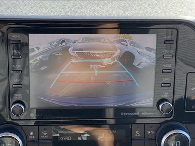 2020 Toyota Highlander LE