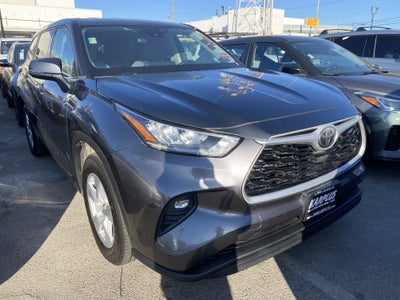 2020 Toyota Highlander LE