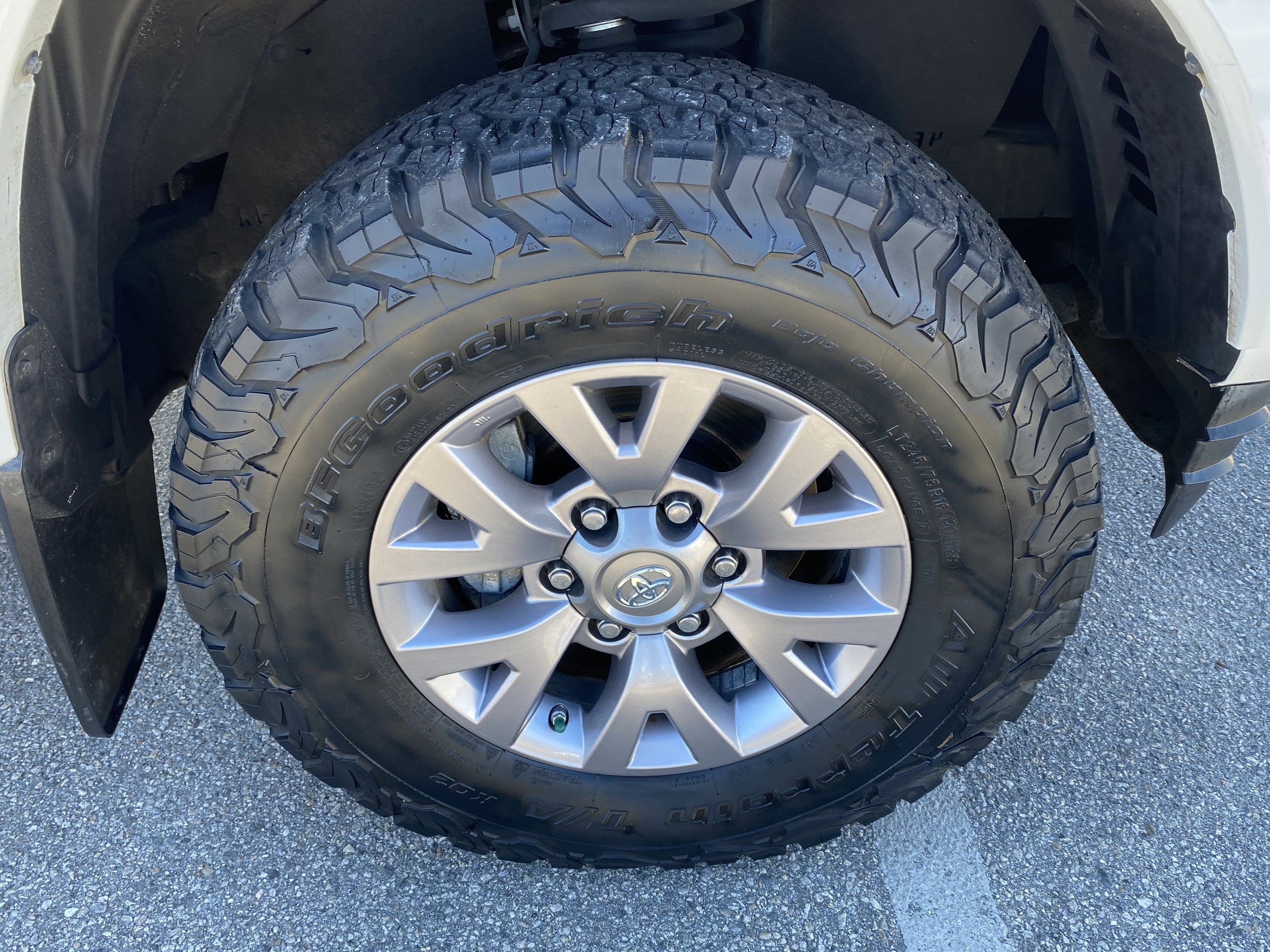 2017 Toyota Tacoma TRD Sport