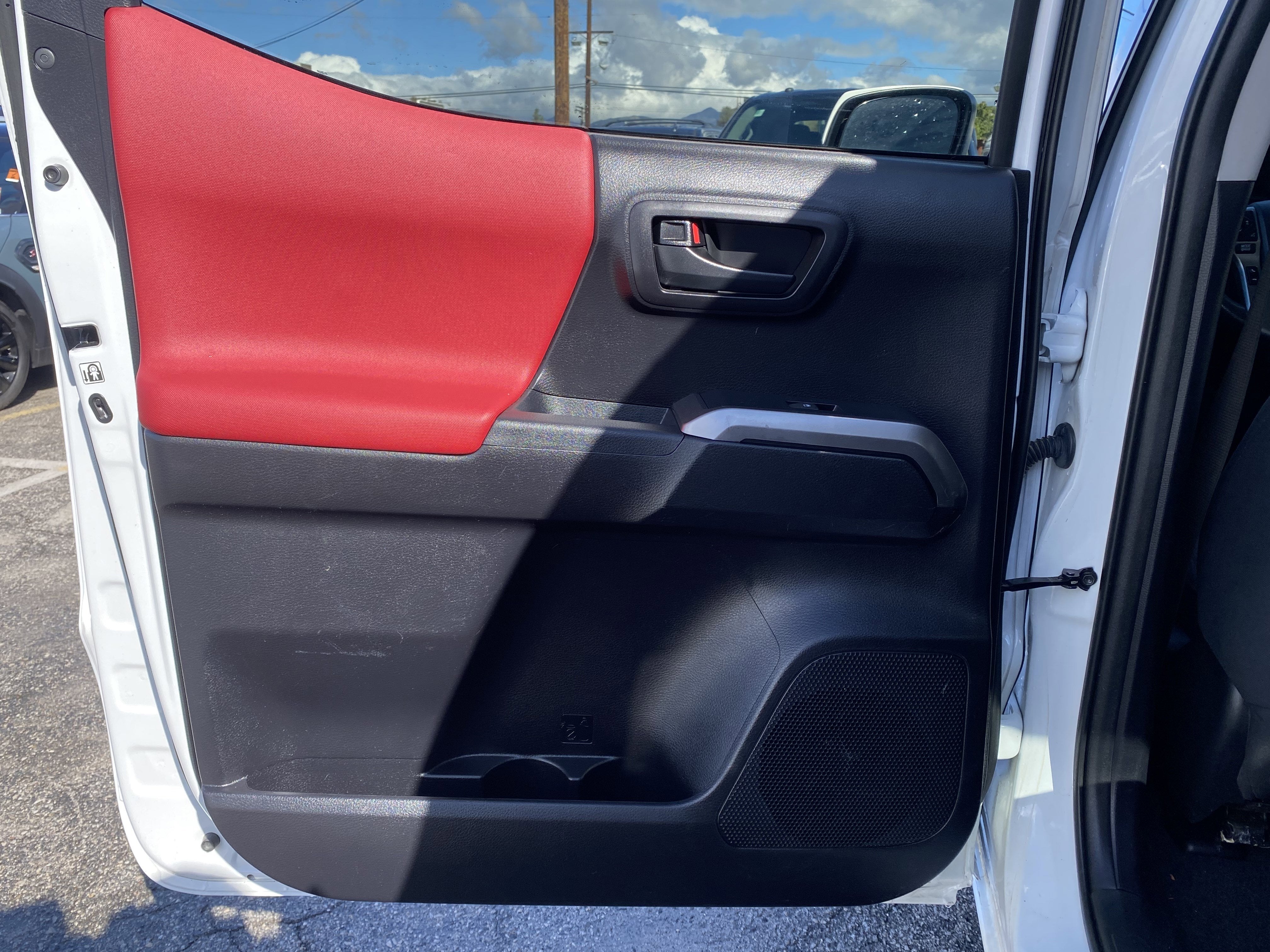 2020 Toyota Tacoma 2WD SR5