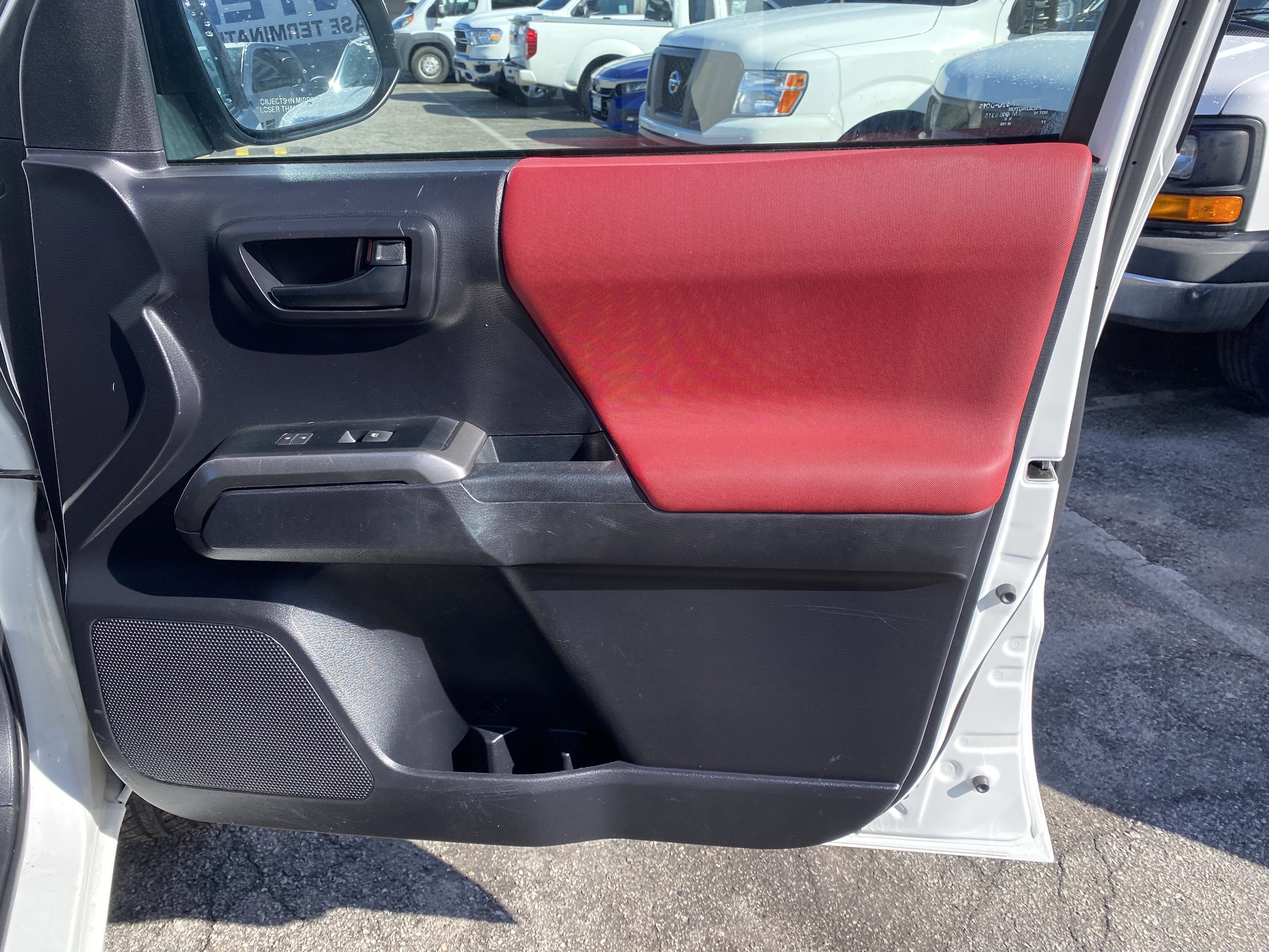 2020 Toyota Tacoma 2WD SR5