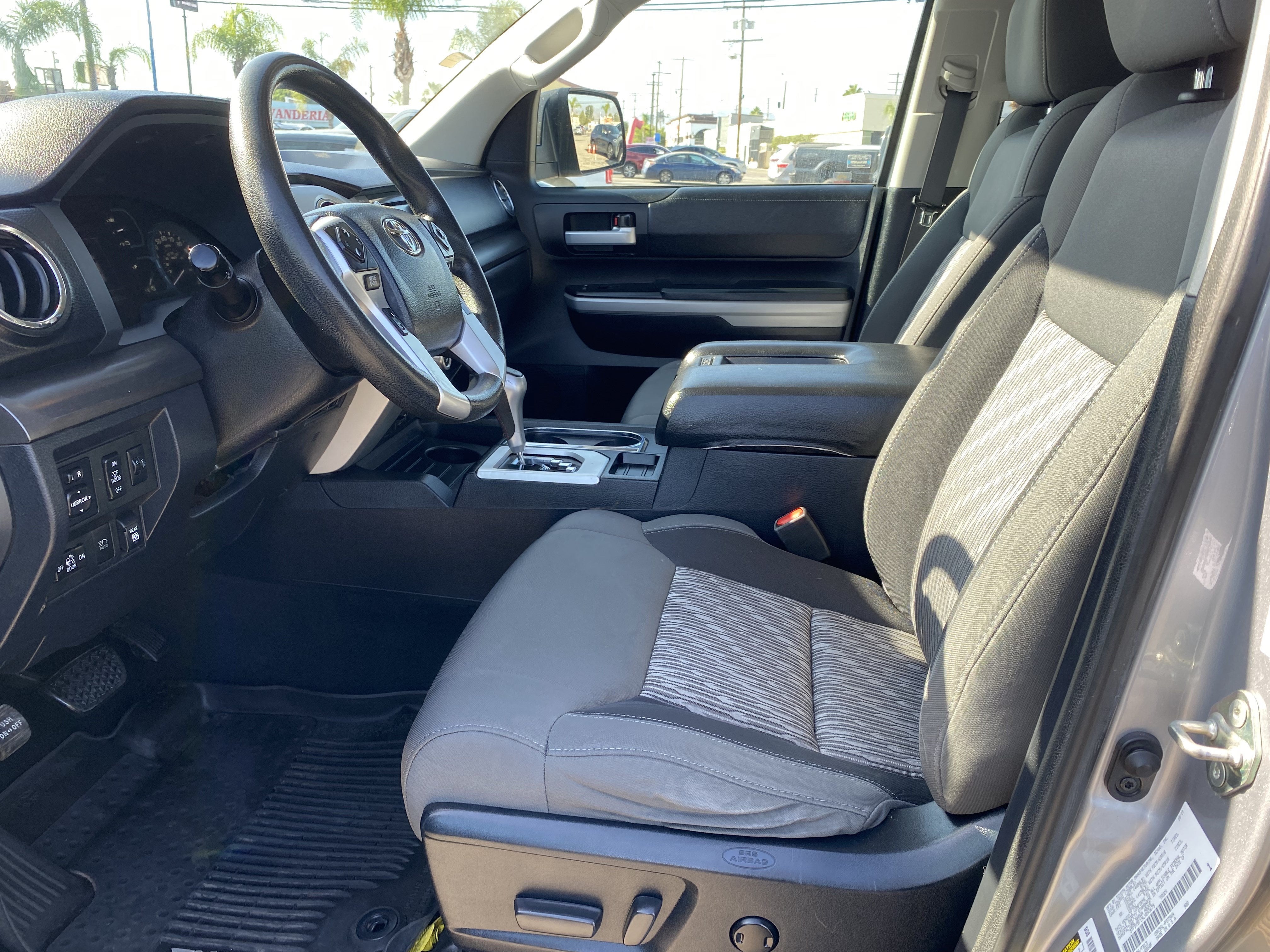 2020 Toyota Tundra 4WD SR5 CREWMAX 5.5' BED 5.7L