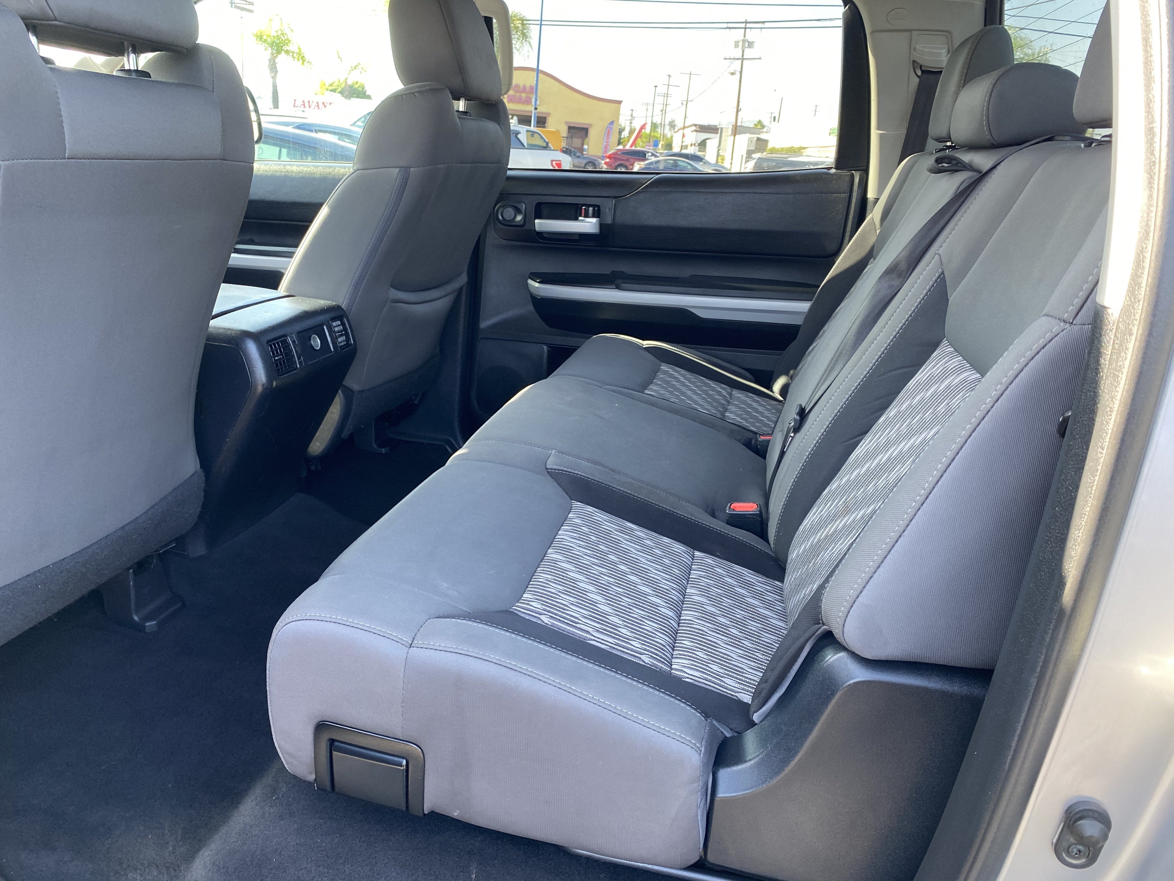 2020 Toyota Tundra 4WD SR5 CREWMAX 5.5' BED 5.7L