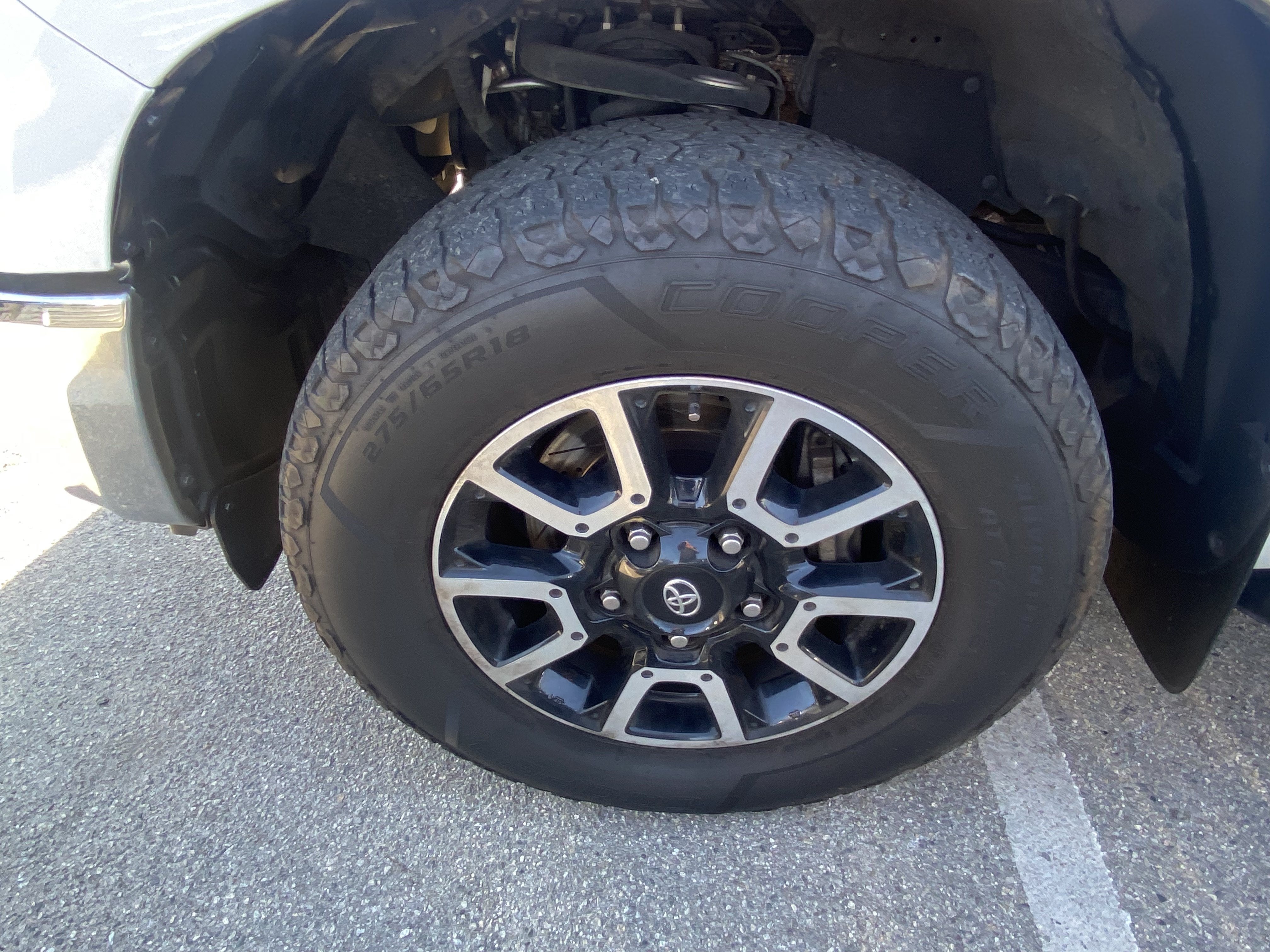 2017 Toyota Tundra 2WD SR5 CREWMAX 5.5' BED 4.6L