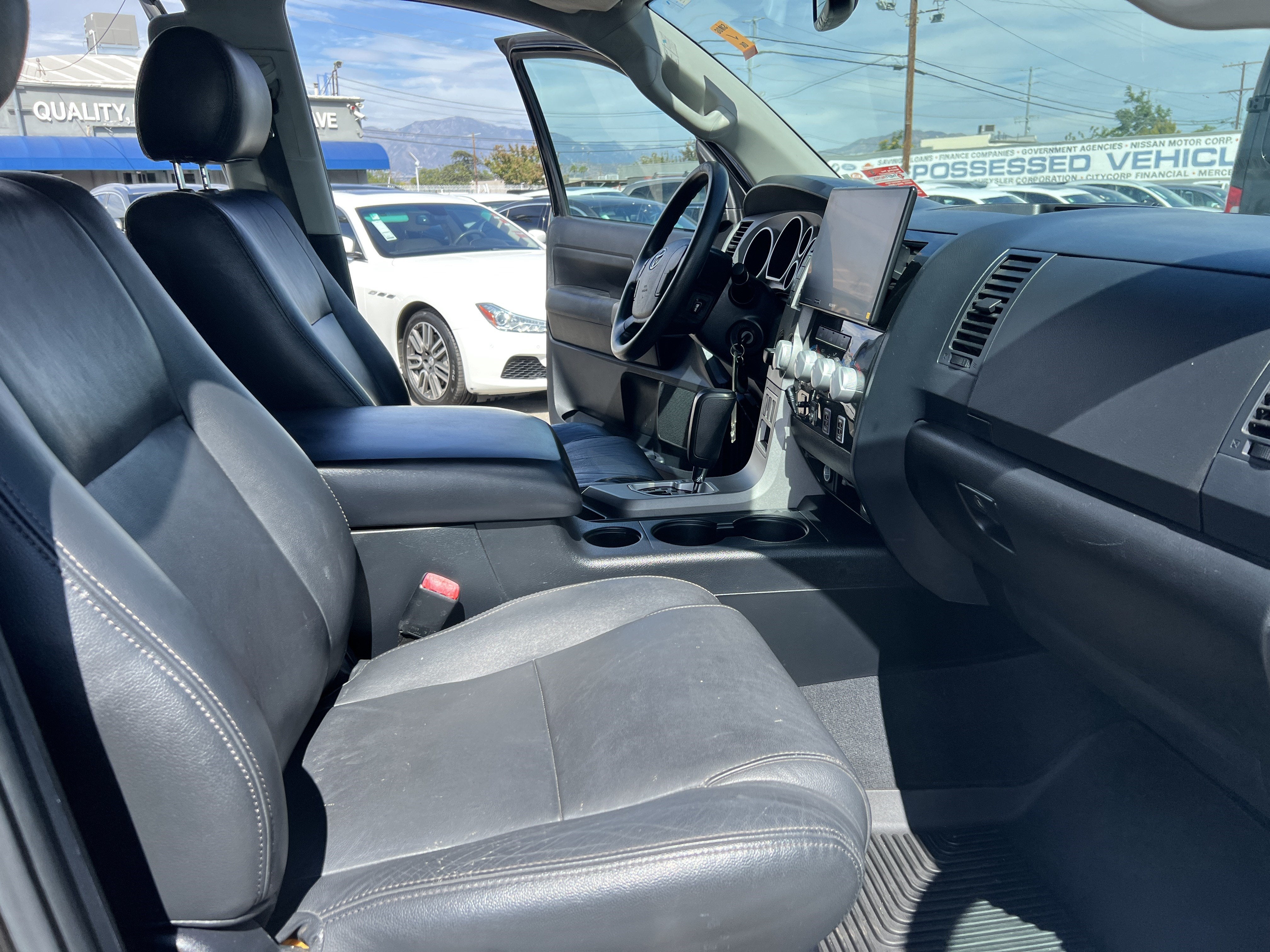 2013 Toyota Tundra 2WD Truck CrewMax 5.7L V8 6-Spd AT (Natl)
