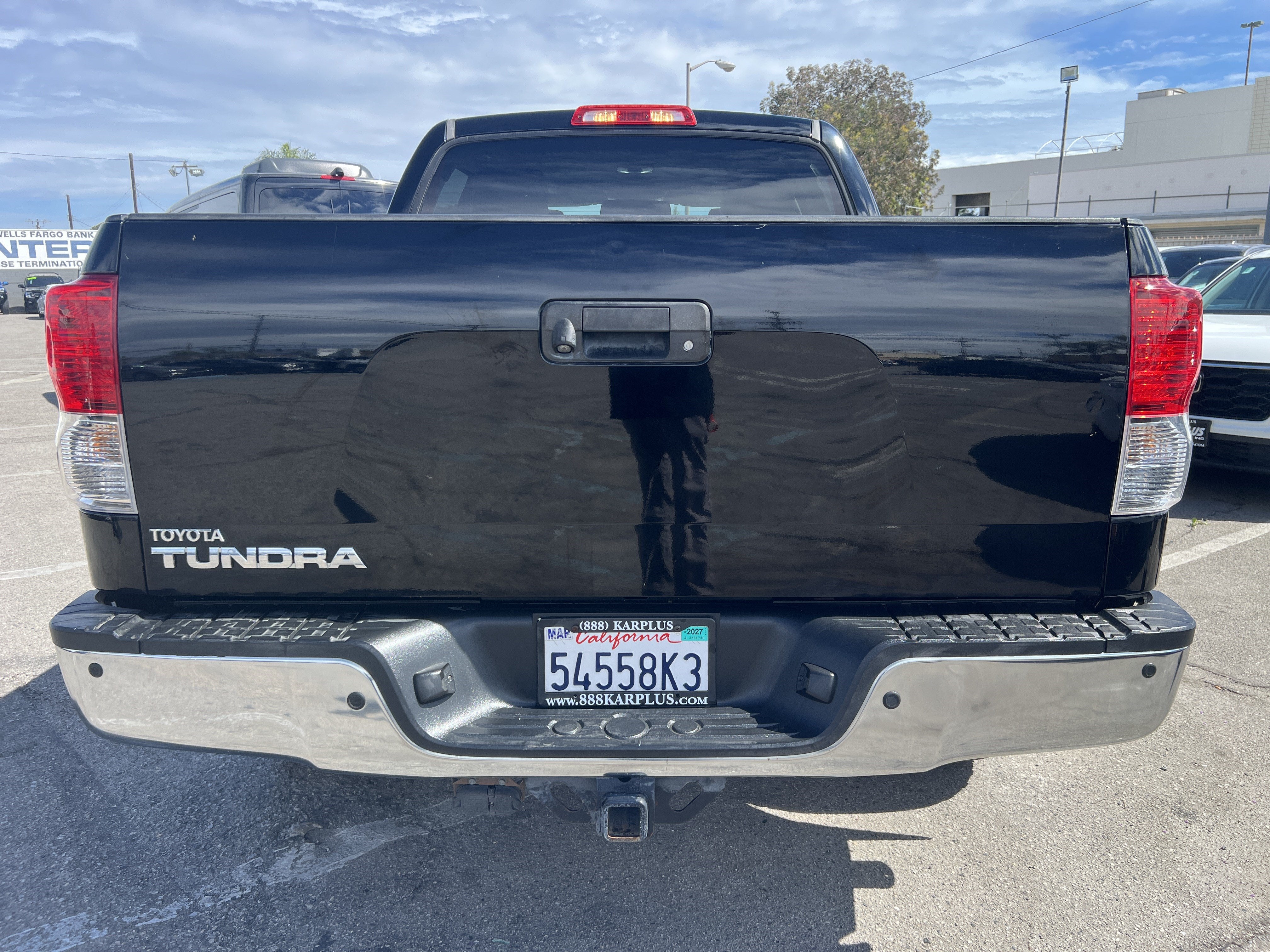 2013 Toyota Tundra 2WD Truck CrewMax 5.7L V8 6-Spd AT (Natl)