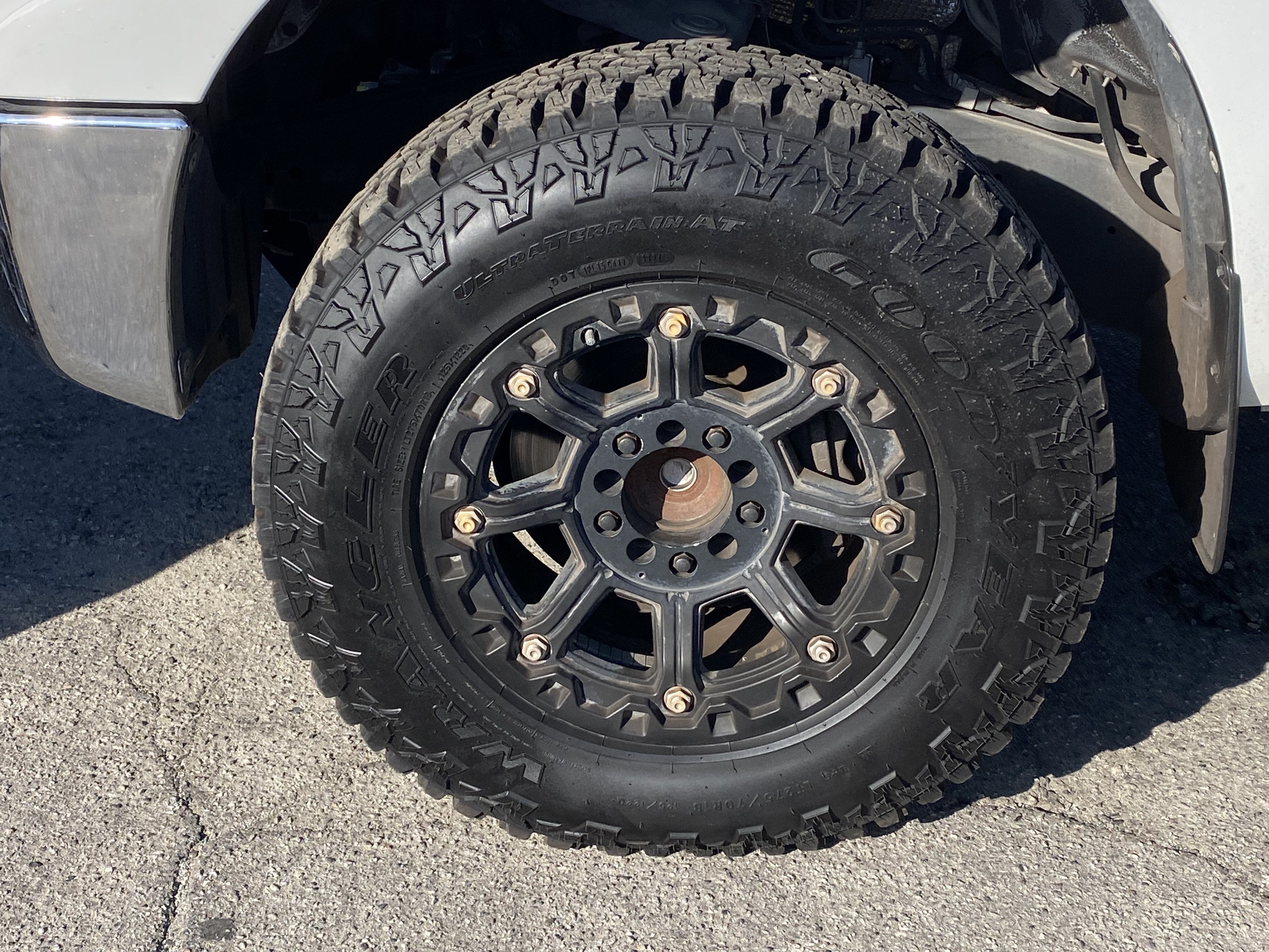 2013 Toyota Tundra 2WD Truck CrewMax 5.7L V8 6-Spd AT (Natl)