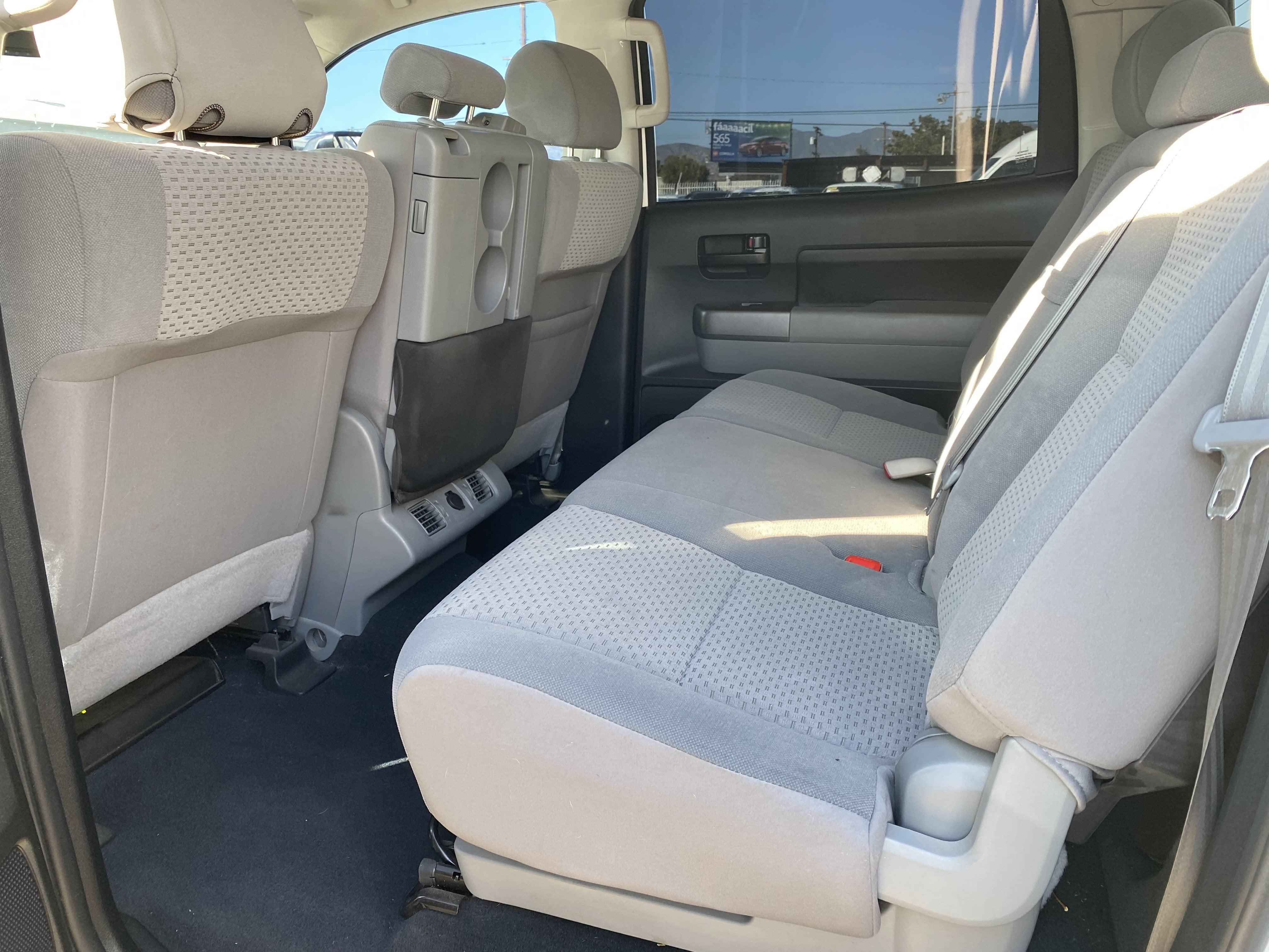 2013 Toyota Tundra 2WD Truck CrewMax 5.7L V8 6-Spd AT (Natl)