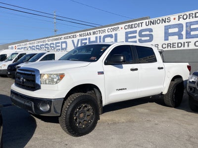 2013 Toyota Tundra 2WD Truck CrewMax 5.7L V8 6-Spd AT (Natl)