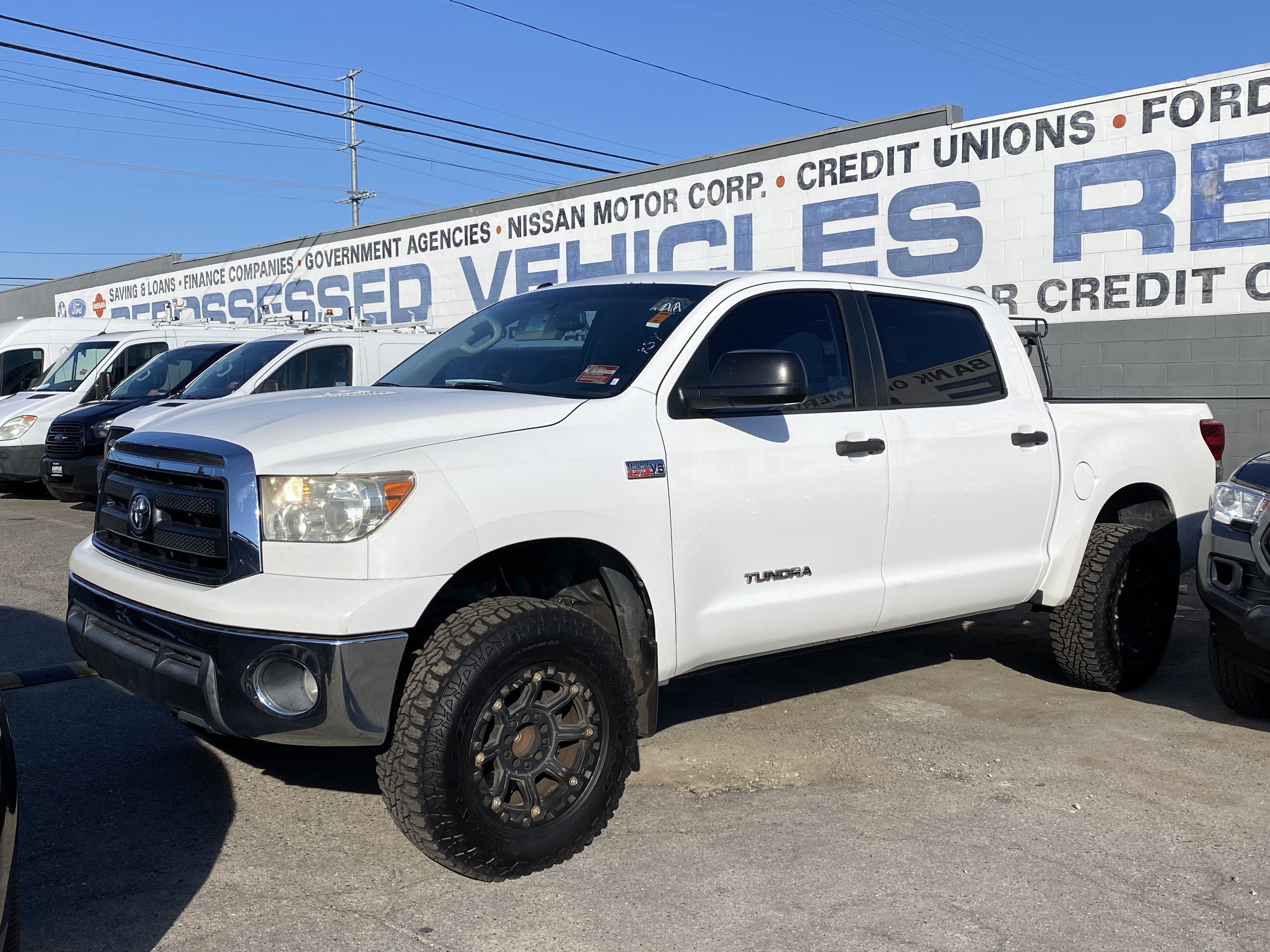 2013 Toyota Tundra 2WD Truck CrewMax 5.7L V8 6-Spd AT (Natl)