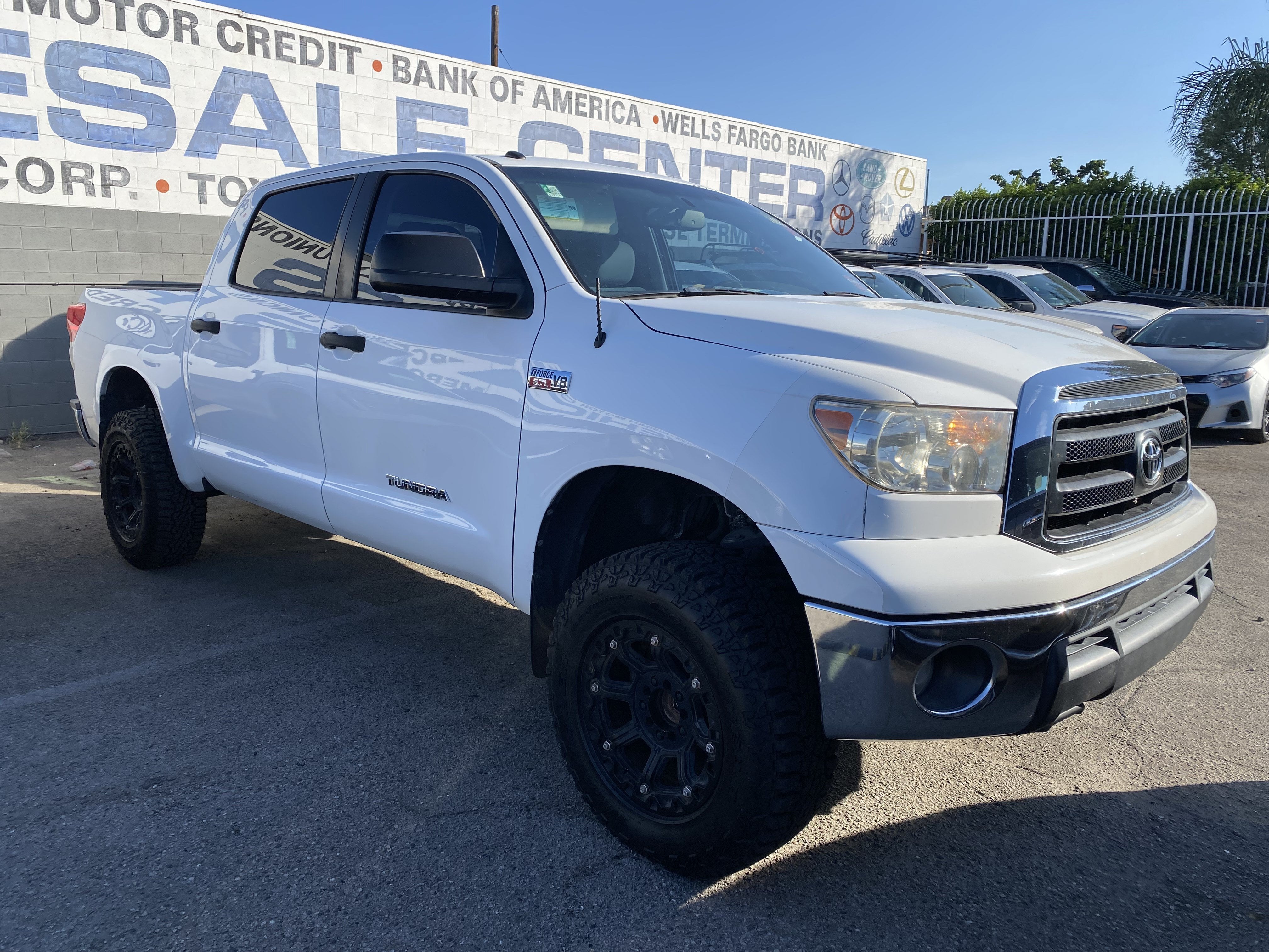 2013 Toyota Tundra 2WD Truck CrewMax 5.7L V8 6-Spd AT (Natl)