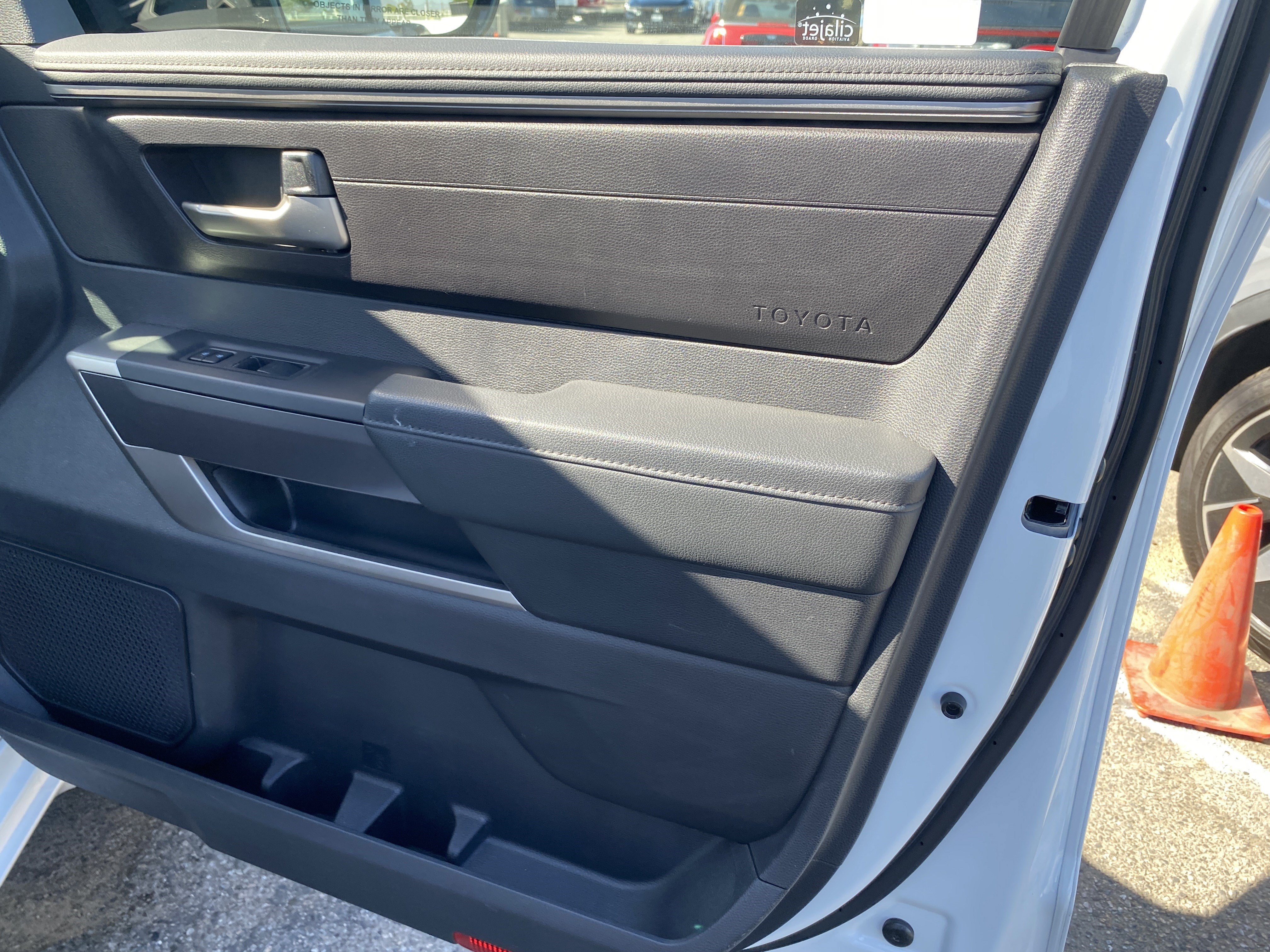 2023 Toyota Tundra 2WD SR5 DOUBLE CAB 6.5' BED