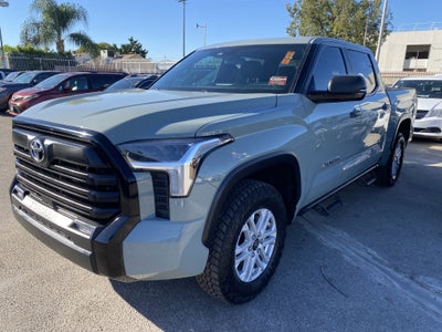 2025 Toyota Tundra 4WD Base