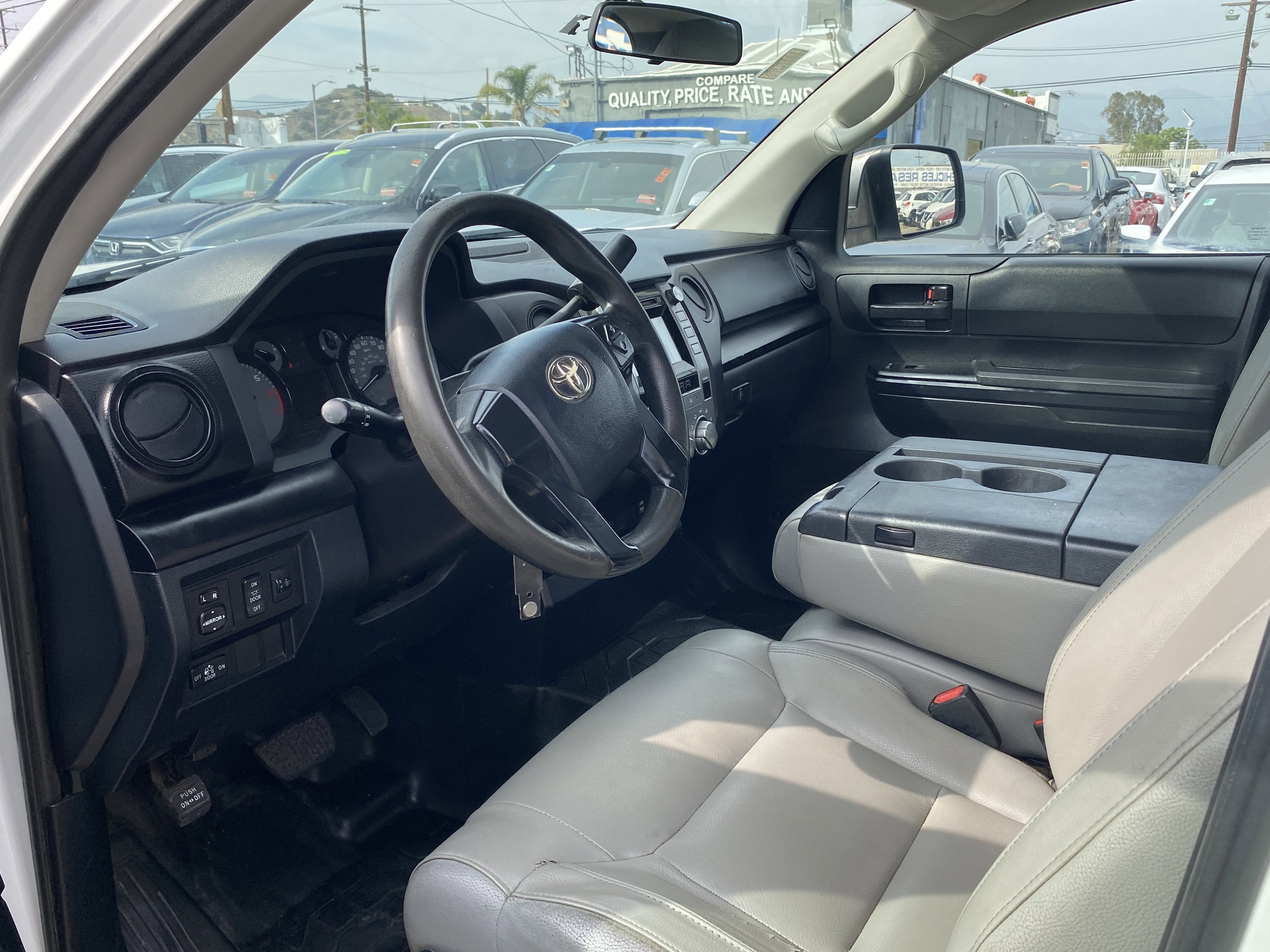 2017 Toyota Tundra 2WD SR