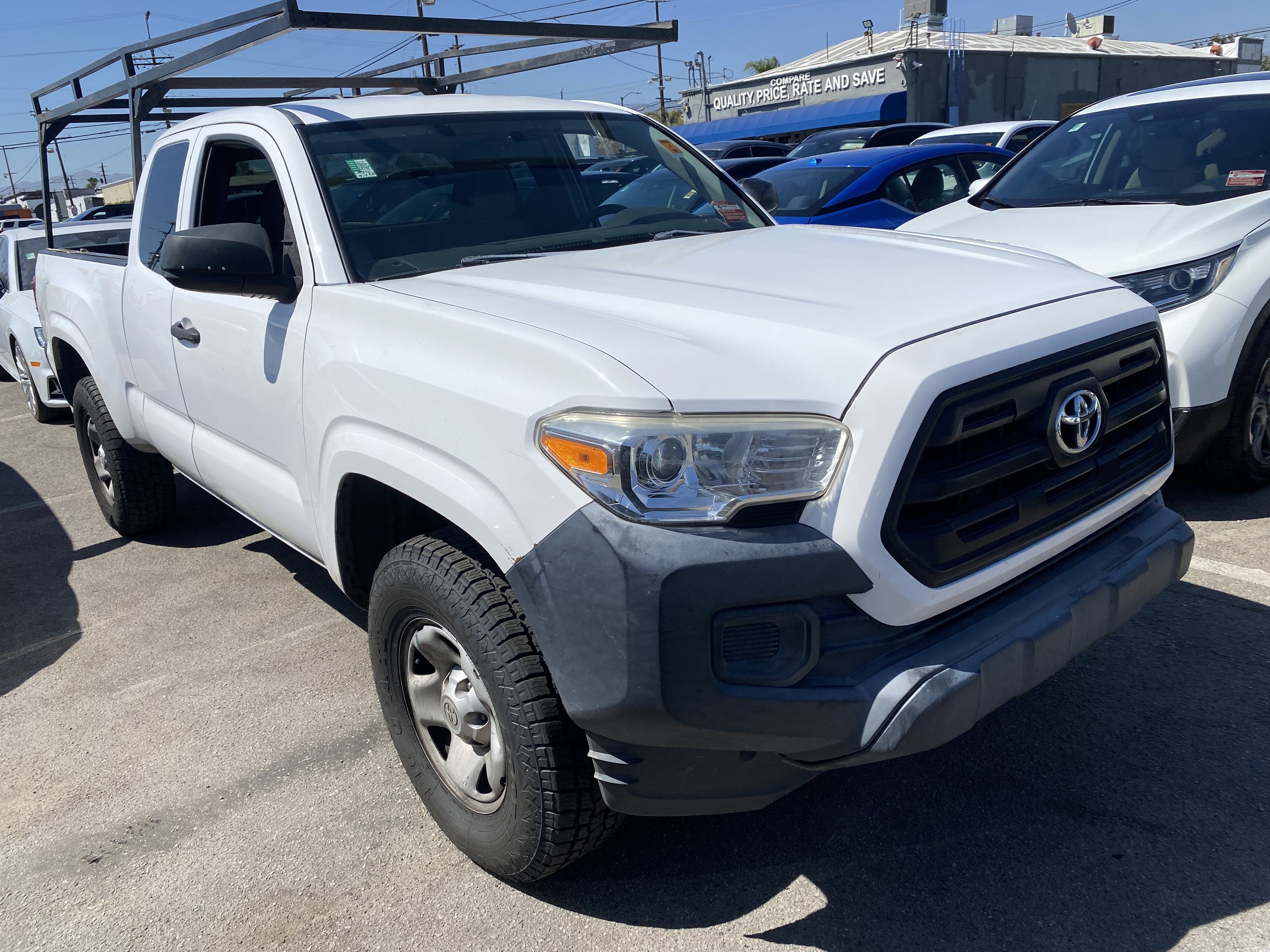 2017 Toyota Tacoma SR