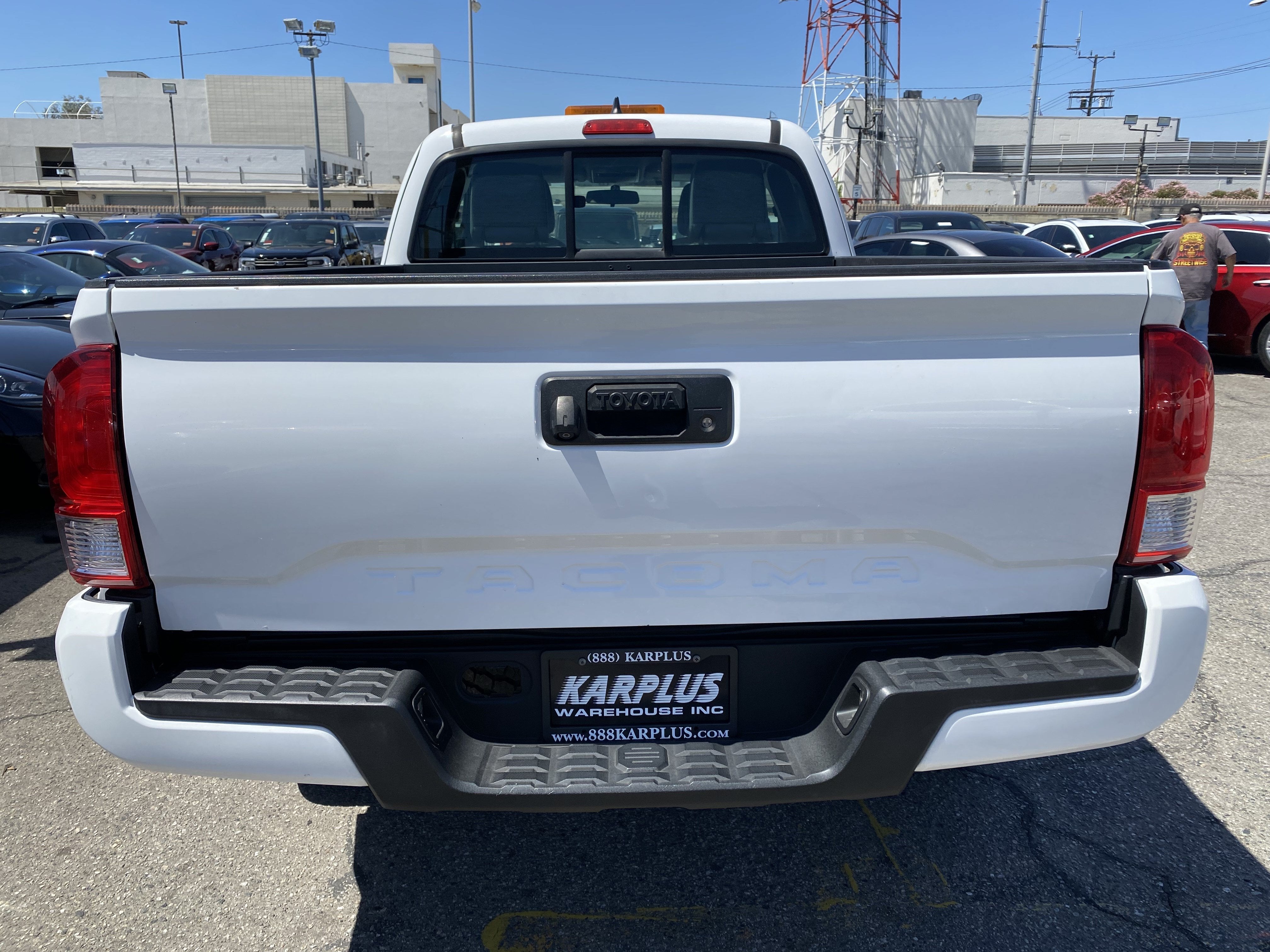 2016 Toyota Tacoma SR