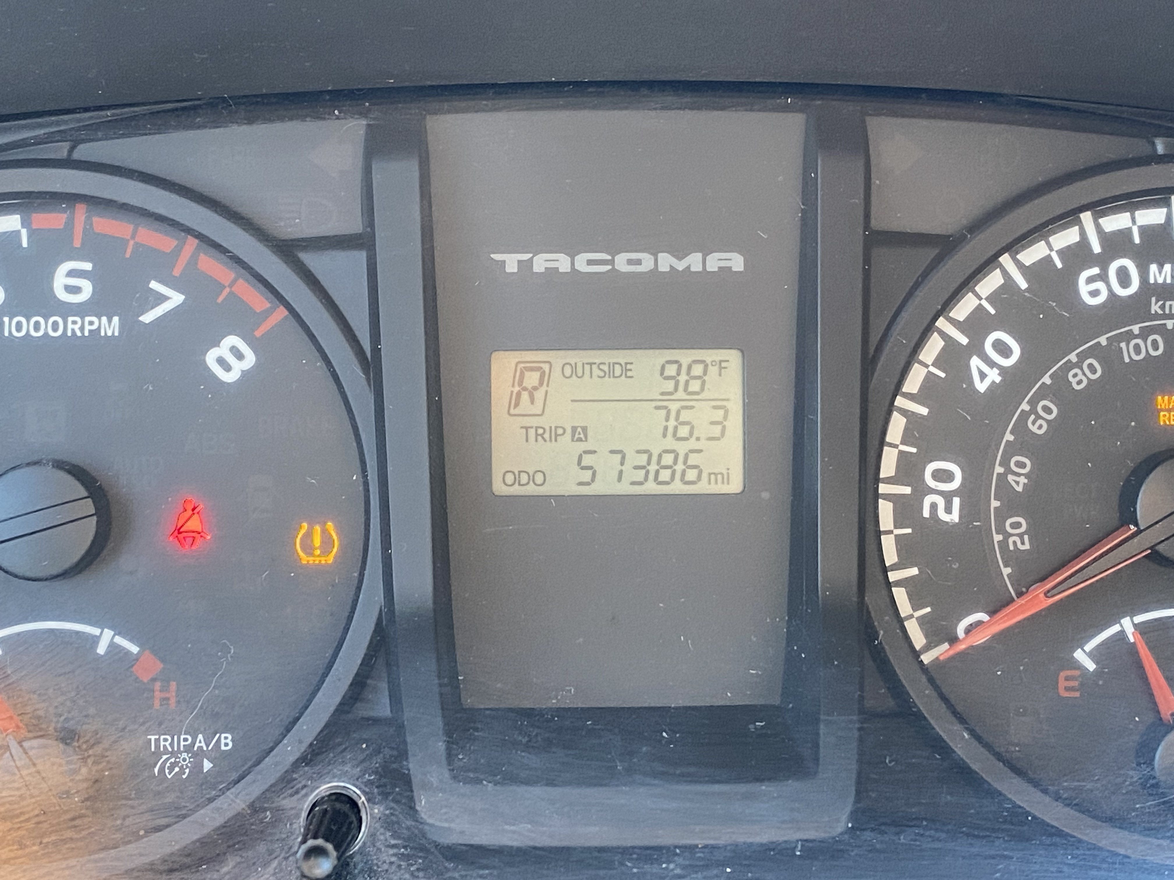 2016 Toyota Tacoma SR