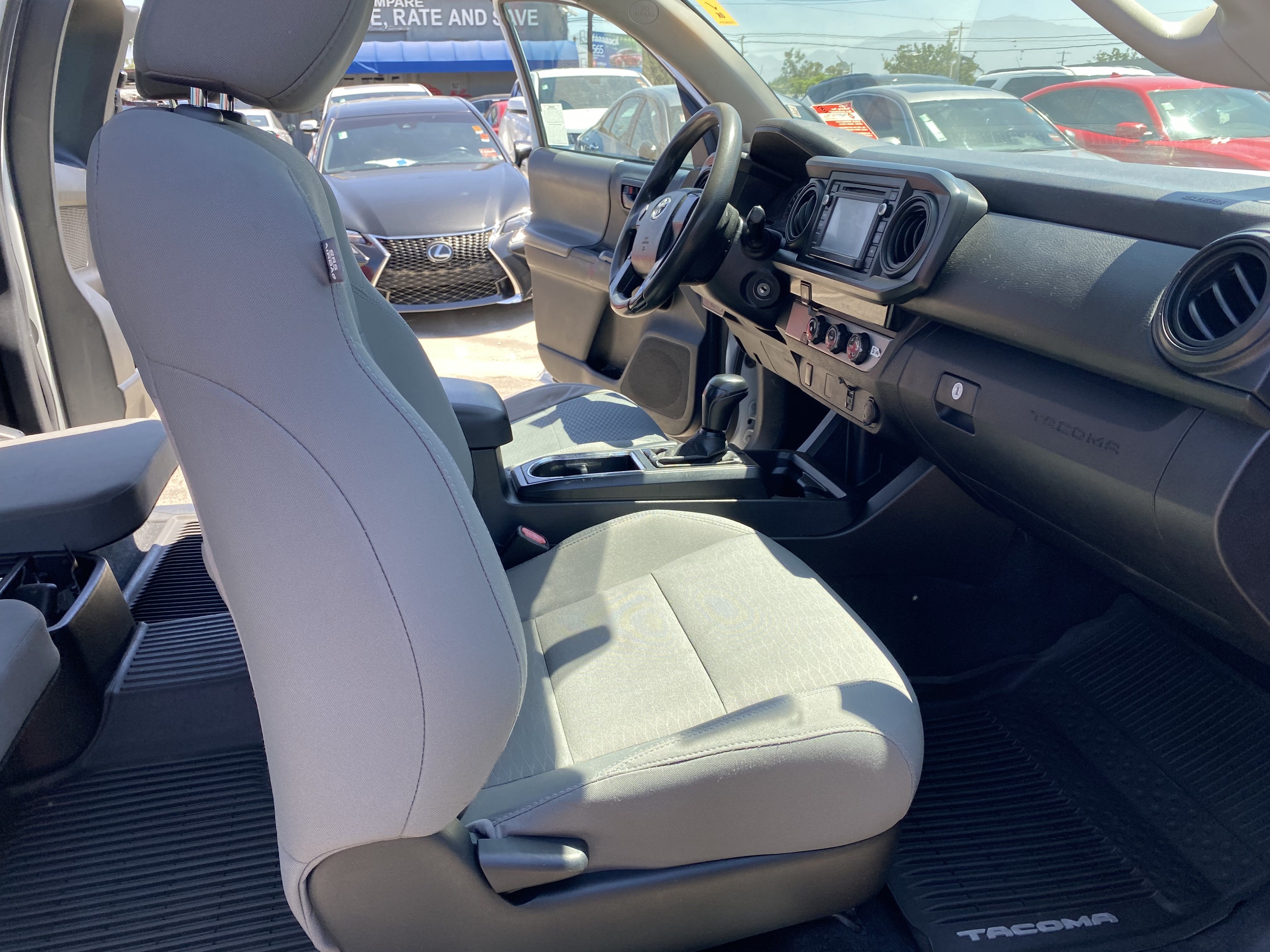 2016 Toyota Tacoma SR